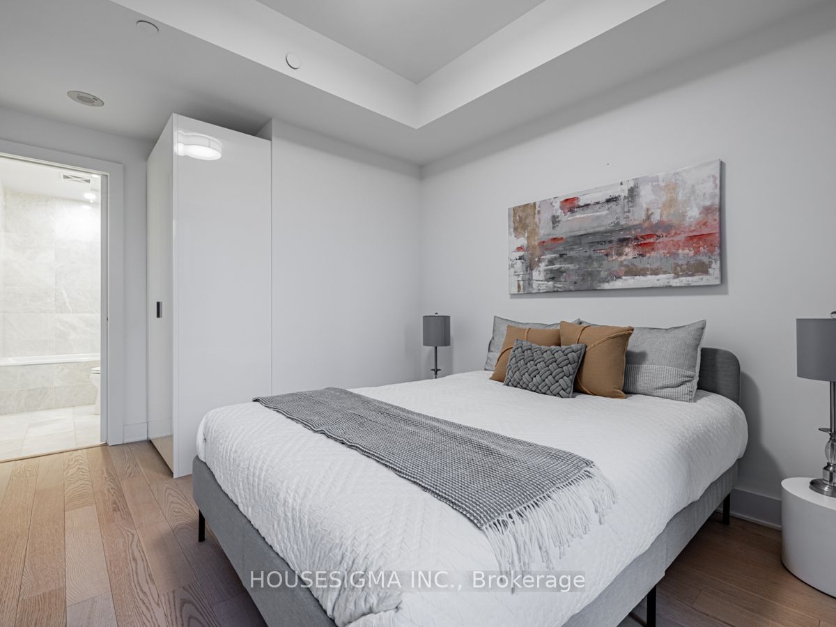 128 Pears Avenue, #302
