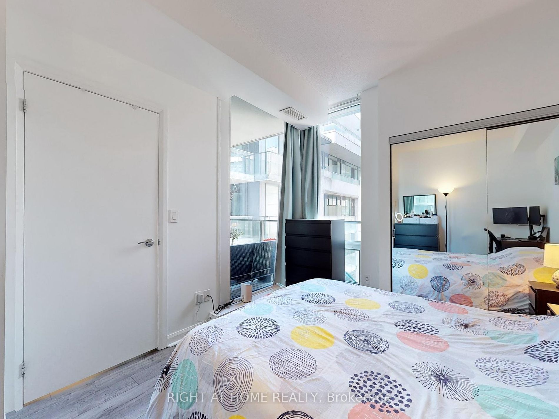 111 Elizabeth Street, #1702