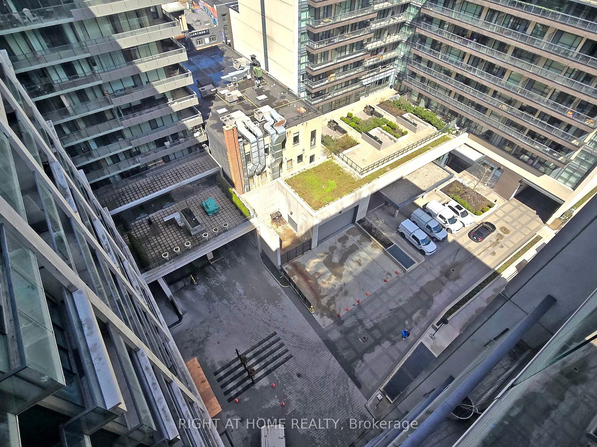 111 Elizabeth Street, #1702
