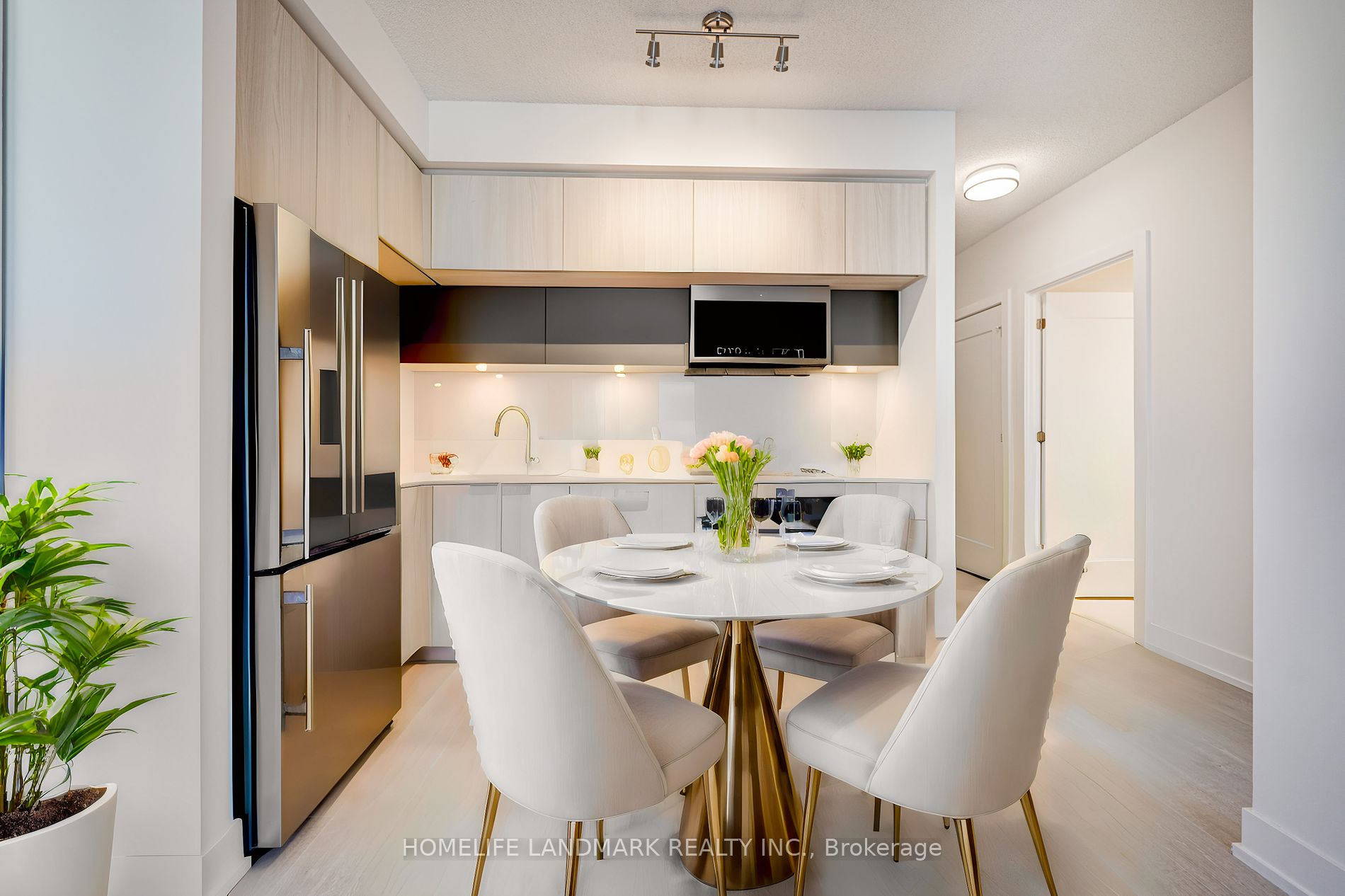 25 Adra Grado Way, #910