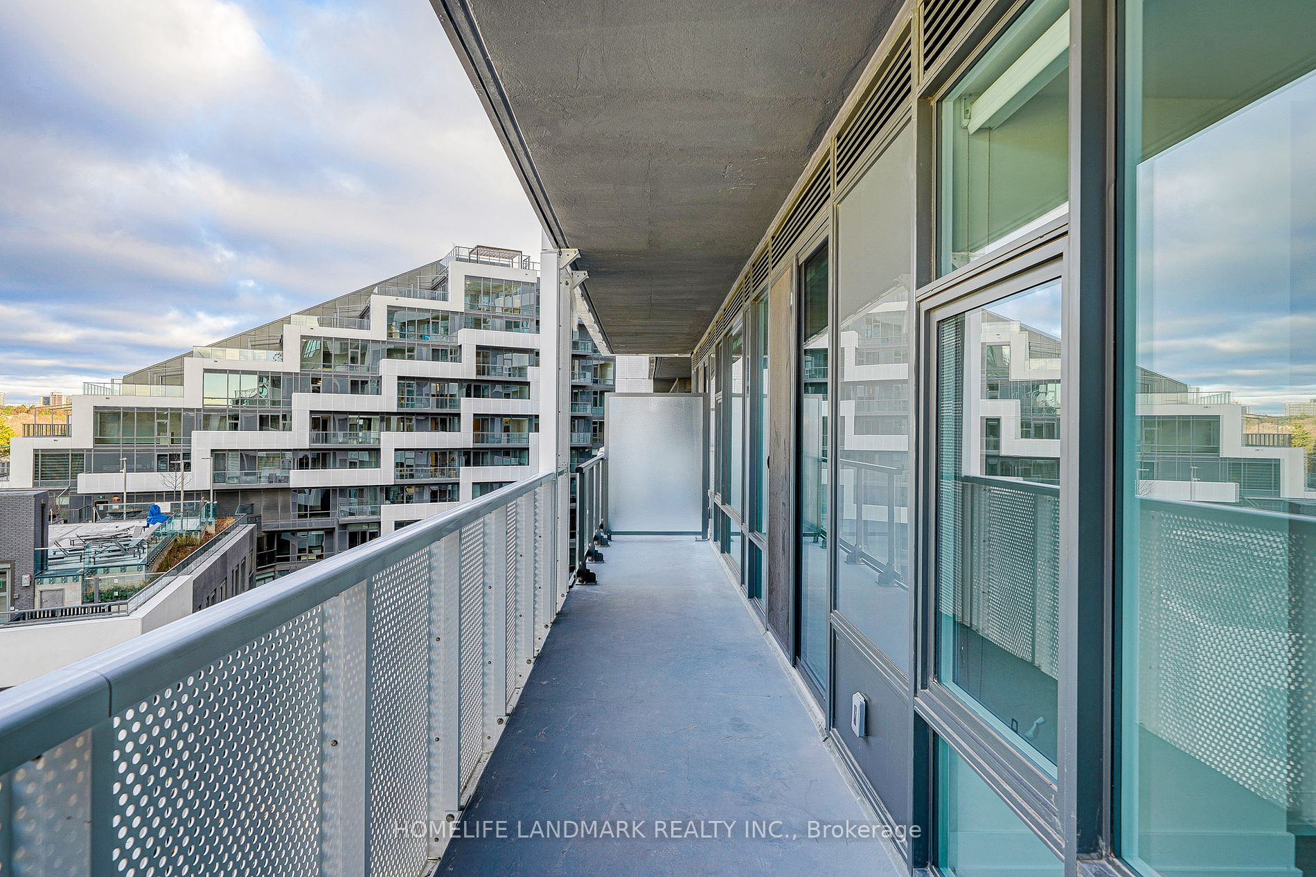 25 Adra Grado Way, #910