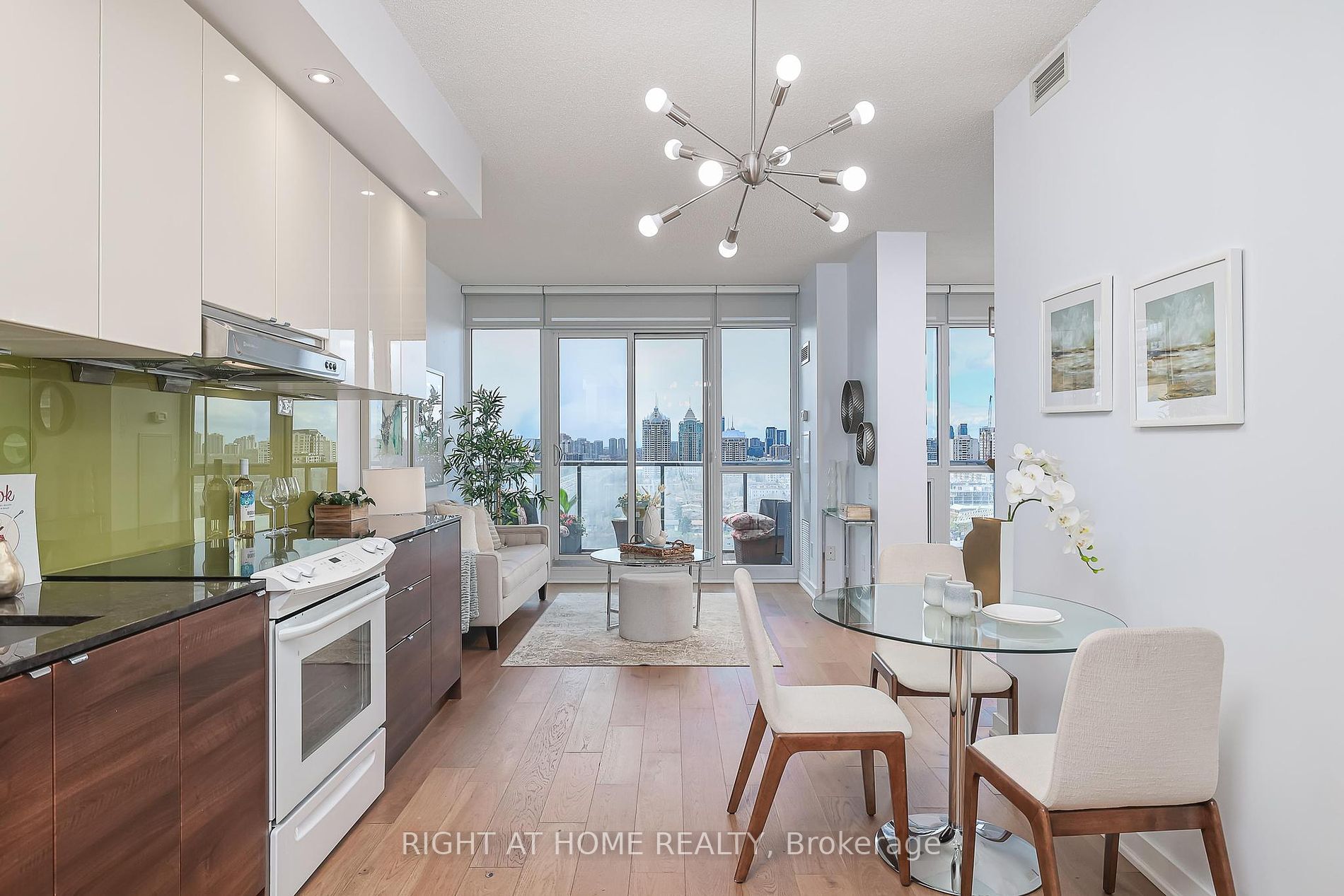 121 Mcmahon Dr, #2917