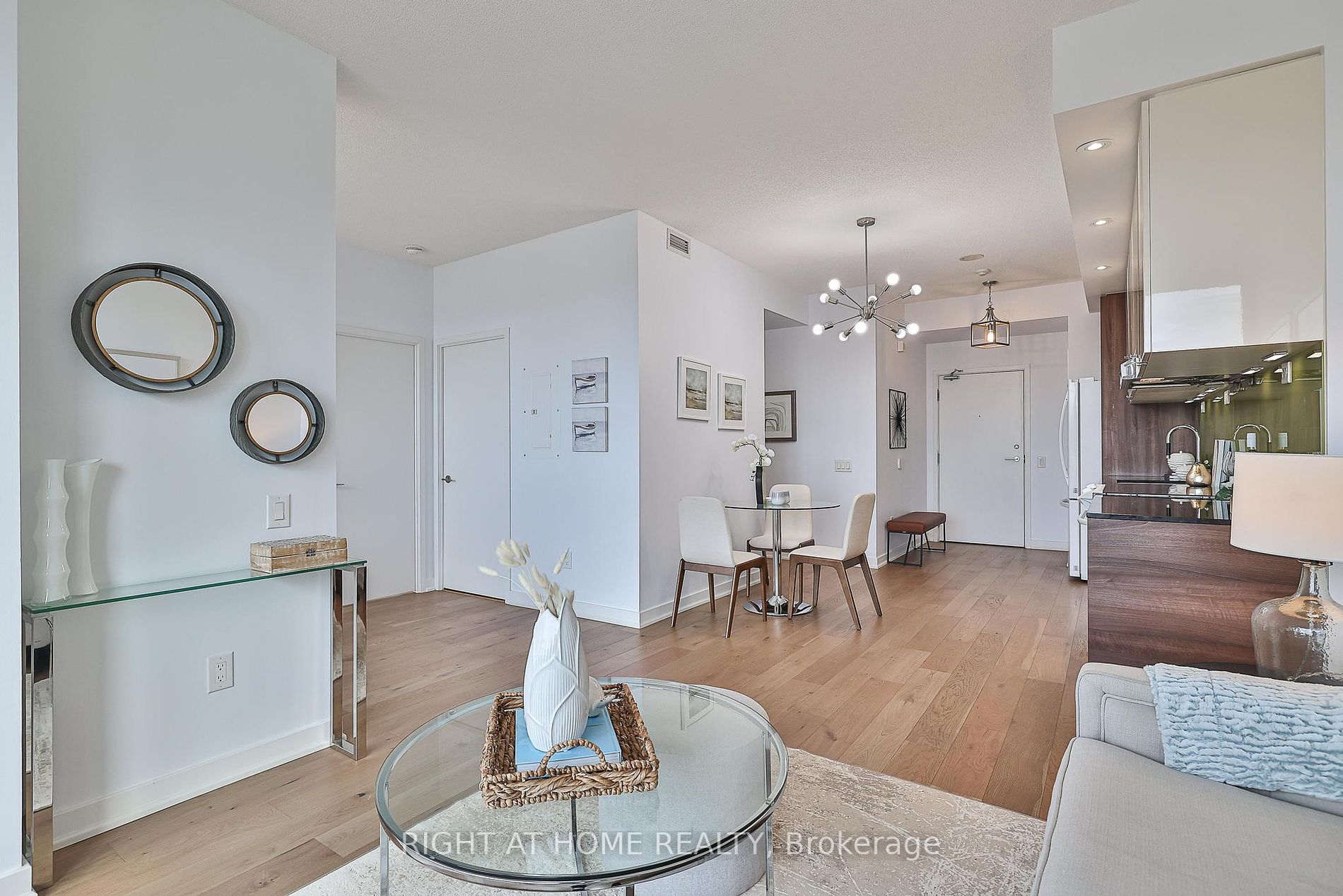 121 Mcmahon Dr, #2917