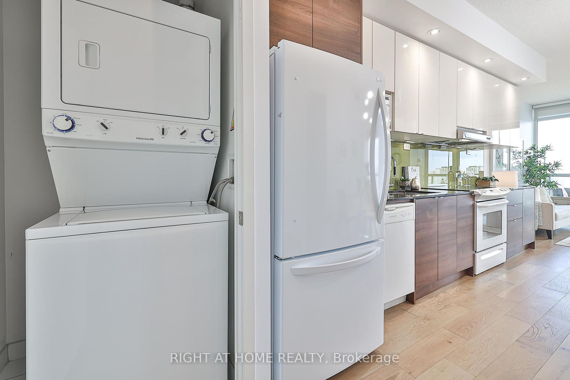 121 Mcmahon Dr, #2917