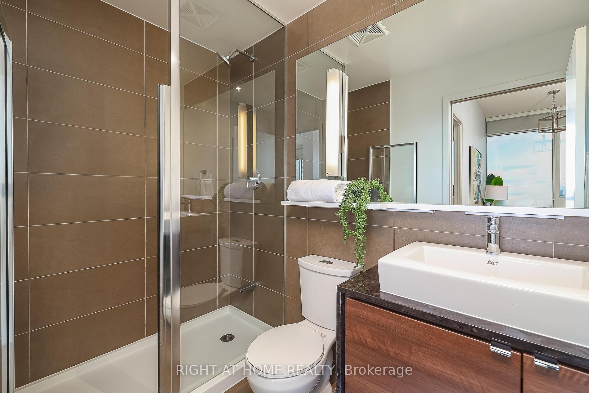 121 Mcmahon Dr, #2917