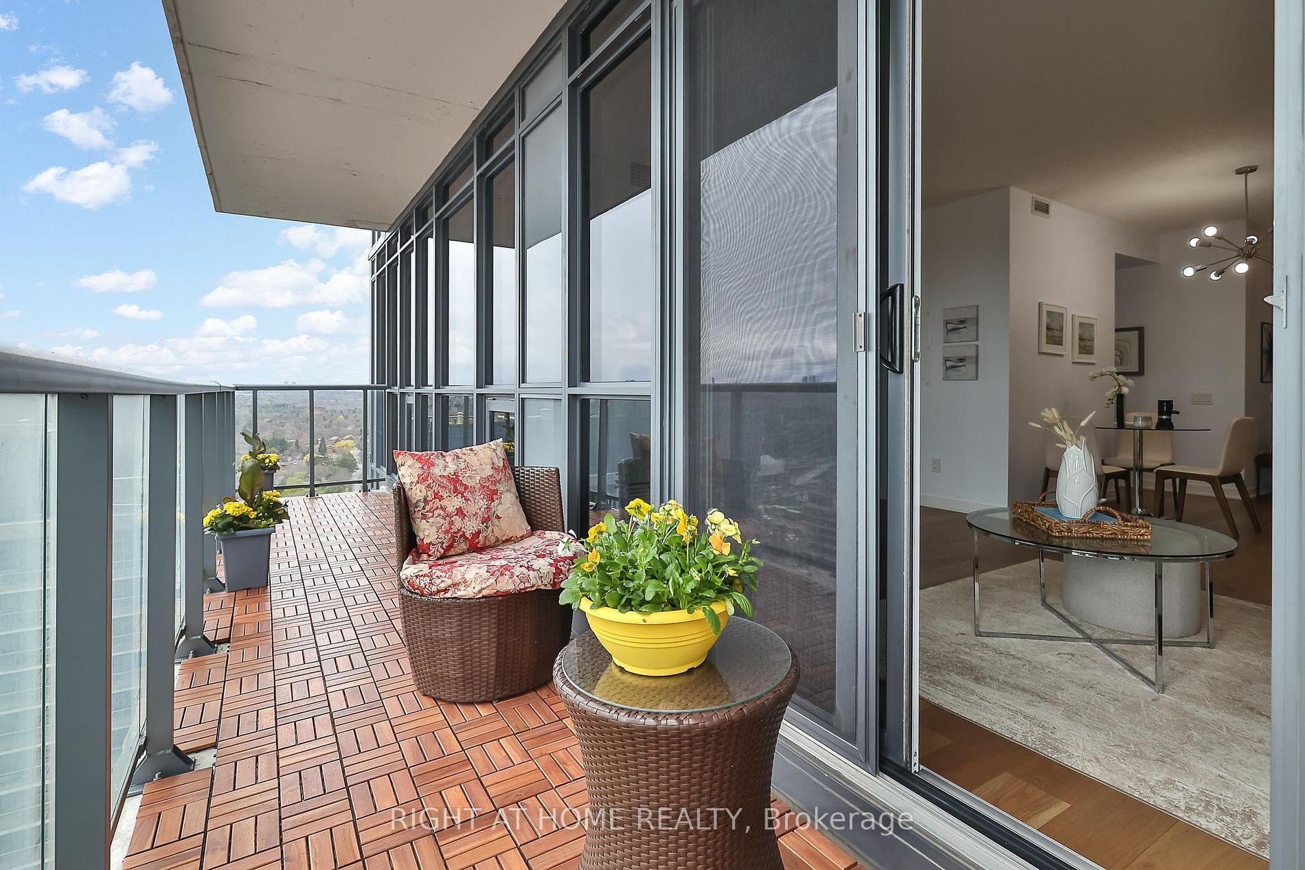 121 Mcmahon Dr, #2917