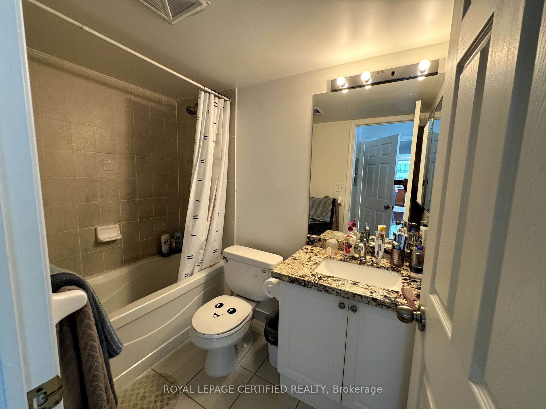 18 Spring Garden Avenue, #1602