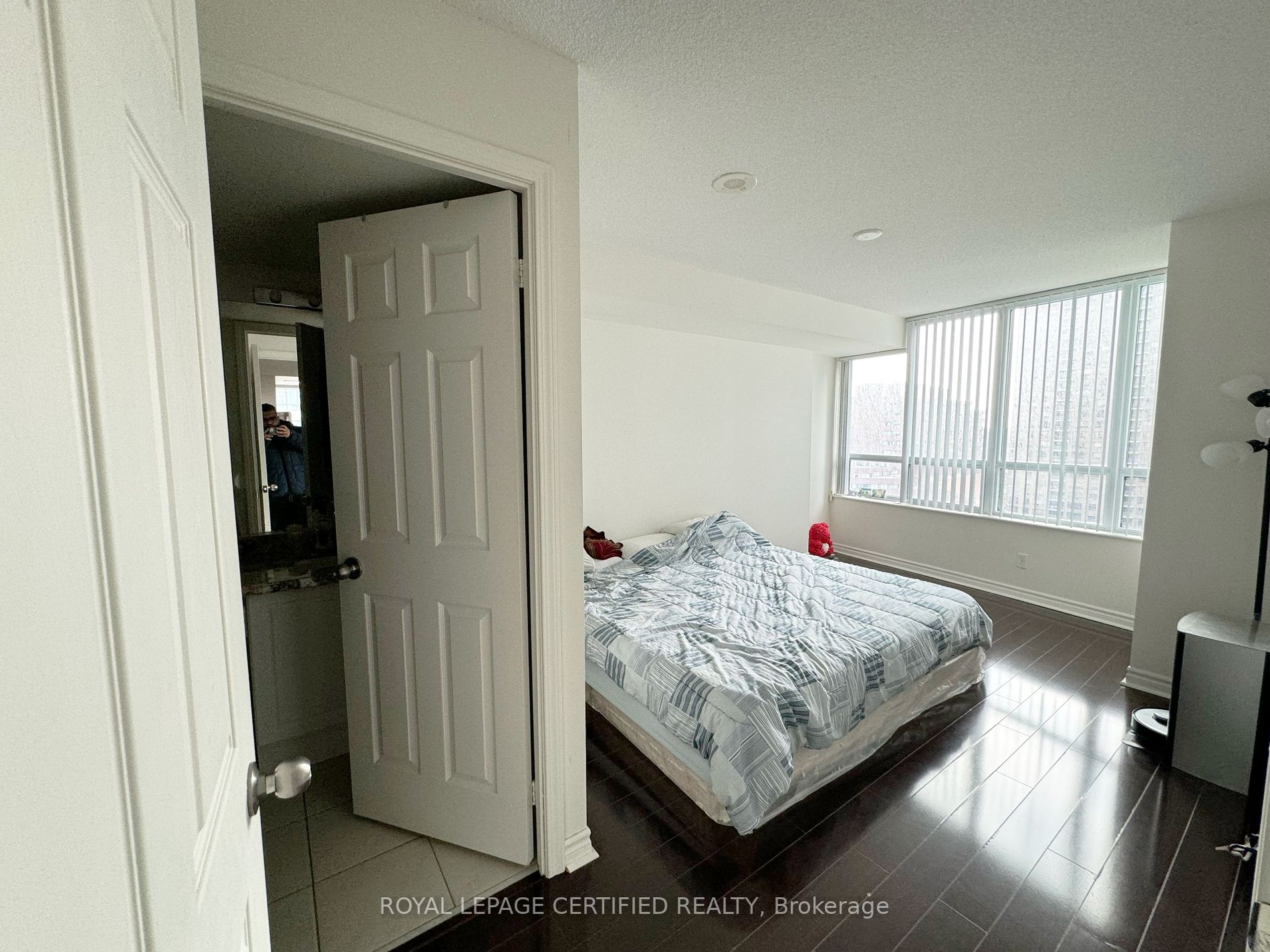 18 Spring Garden Avenue, #1602