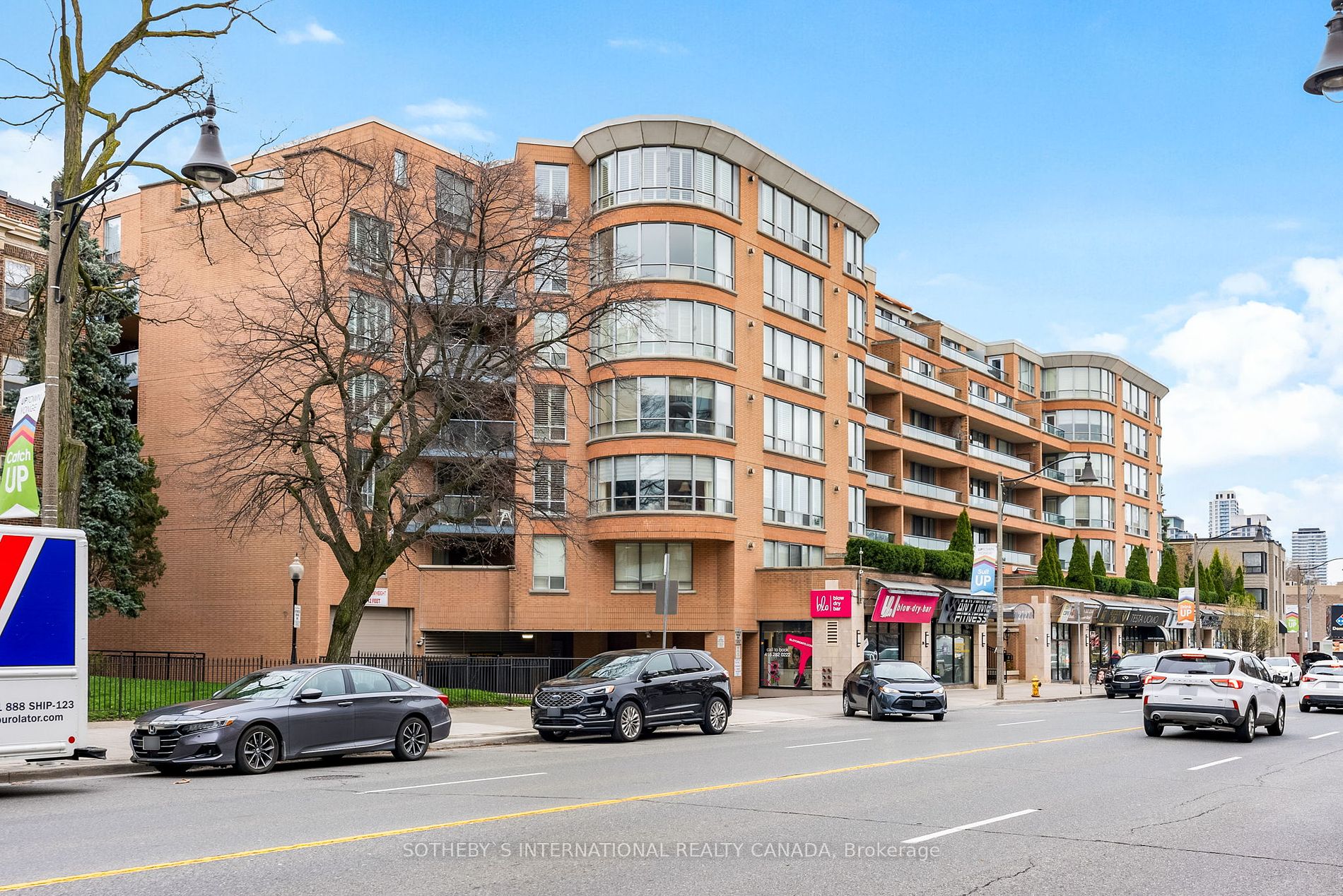 2727 Yonge St, #711