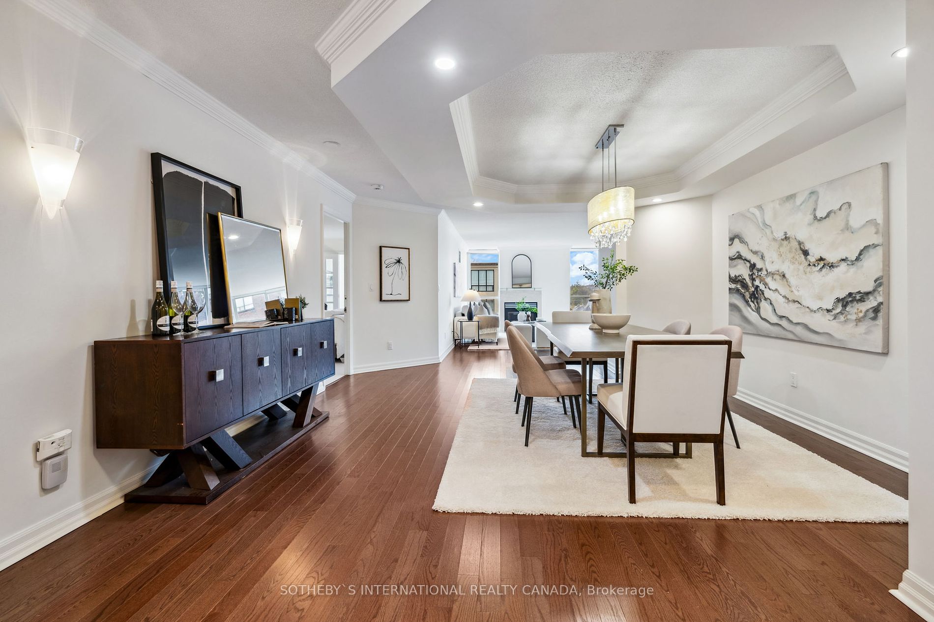2727 Yonge St, #711
