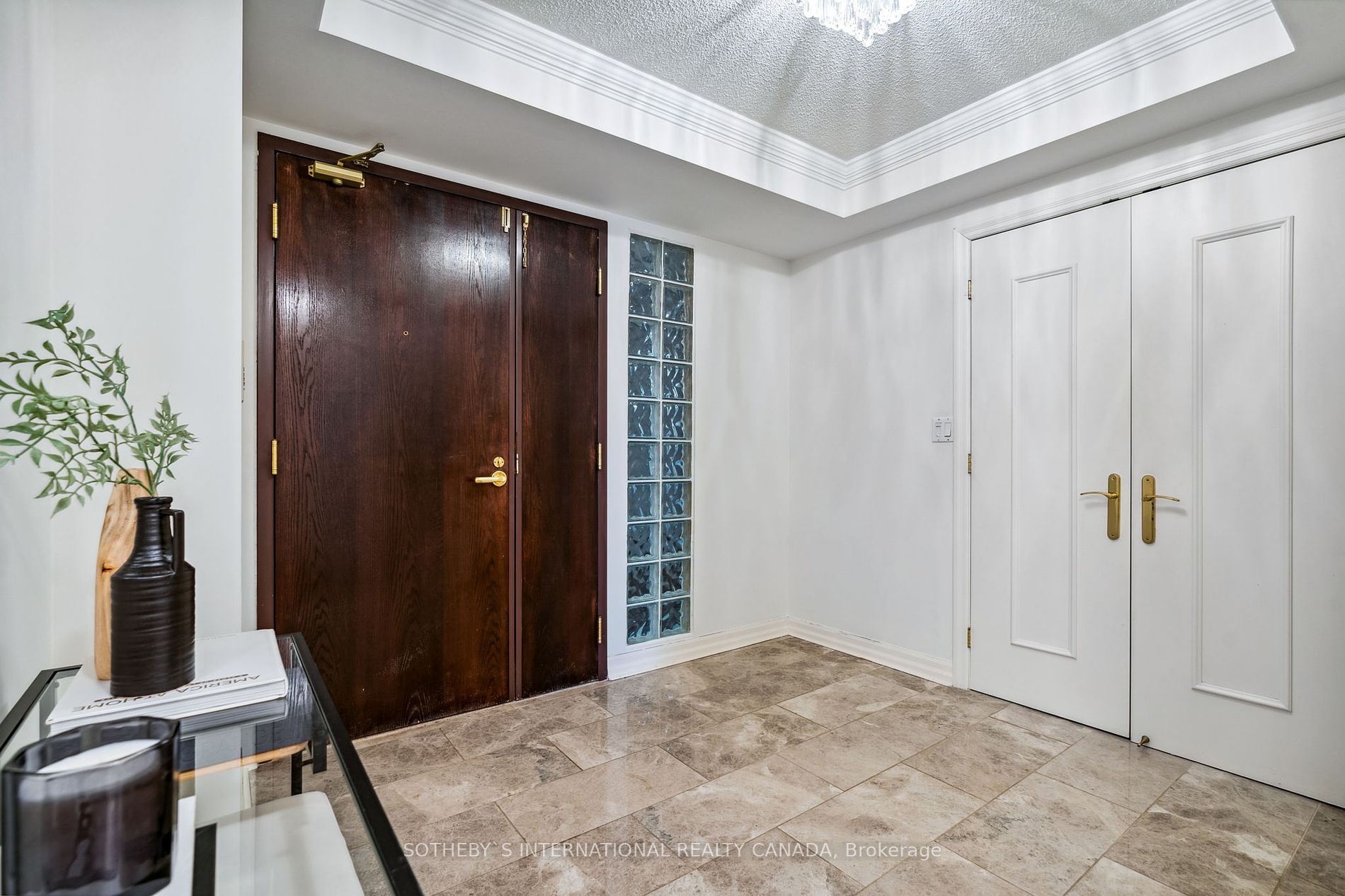 2727 Yonge St, #711