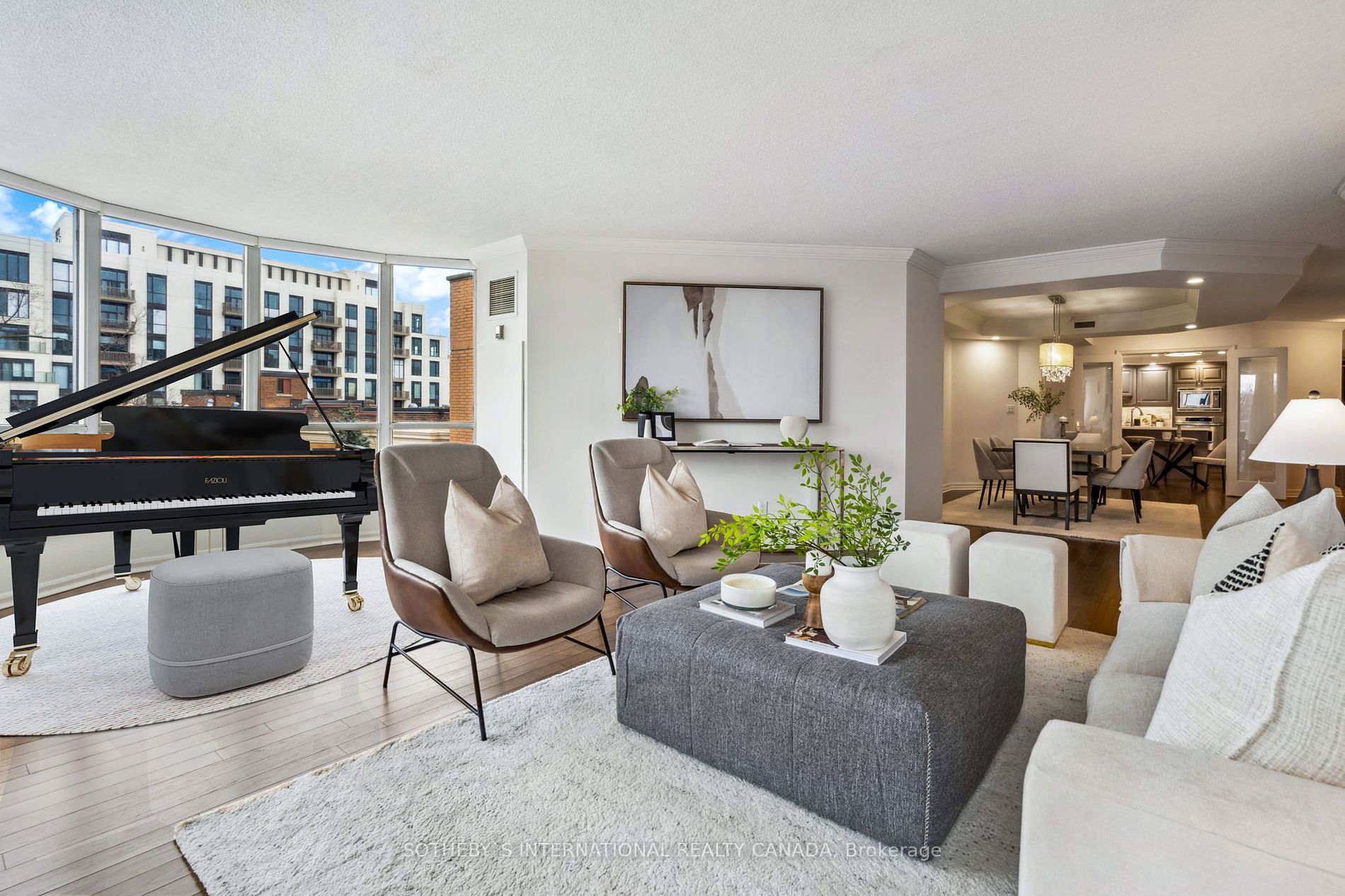 2727 Yonge St, #711