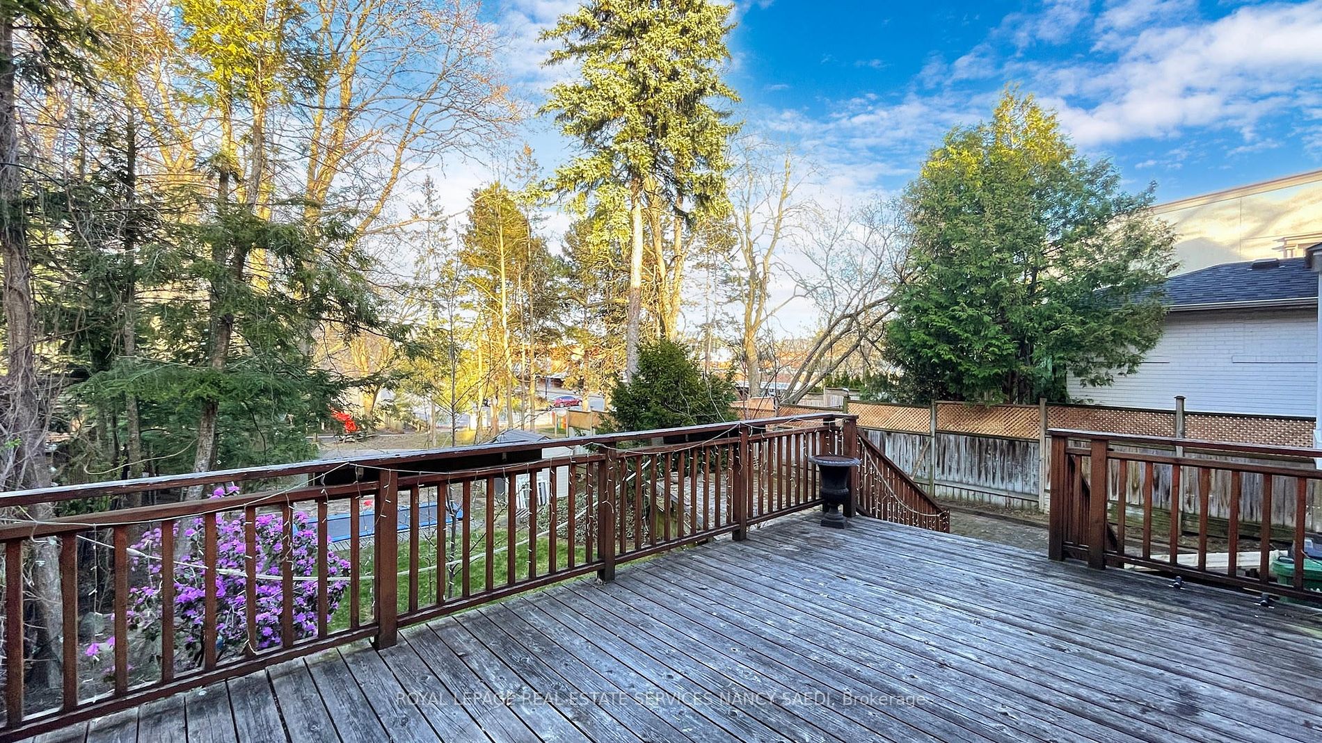 19 Strathgowan Crescent
