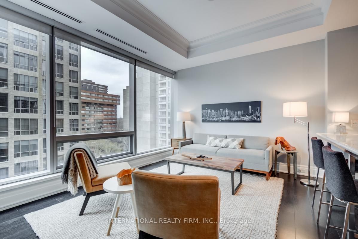 55 Scollard Street, #702
