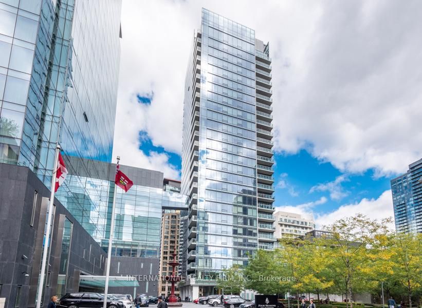 55 Scollard Street, #702