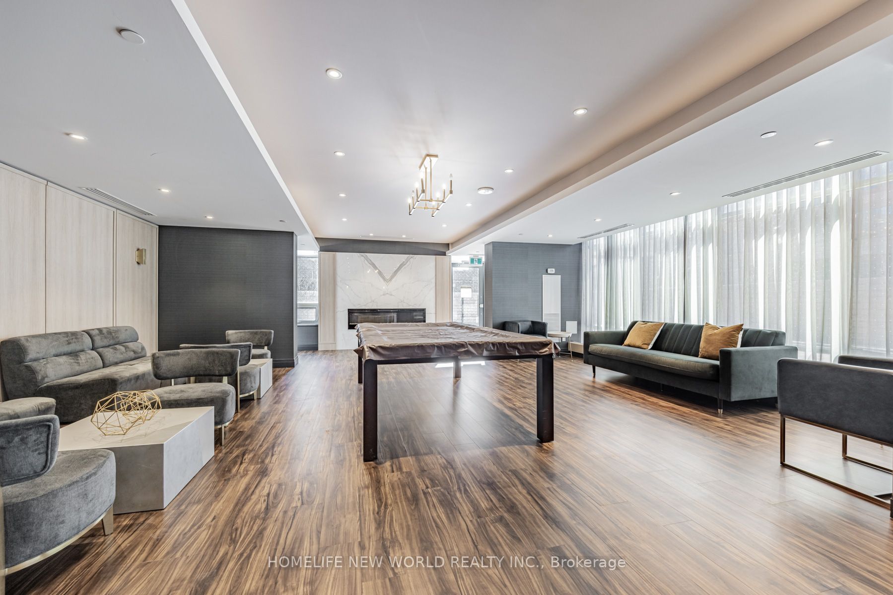621 Sheppard Avenue E #250