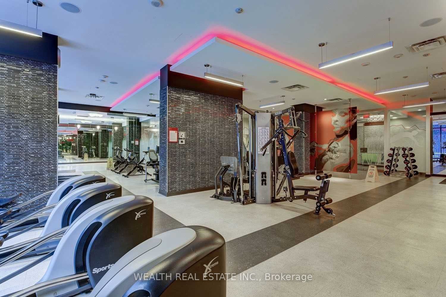 560 Front Street W, #726