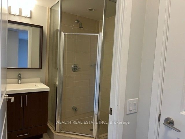 560 Front Street W, #726