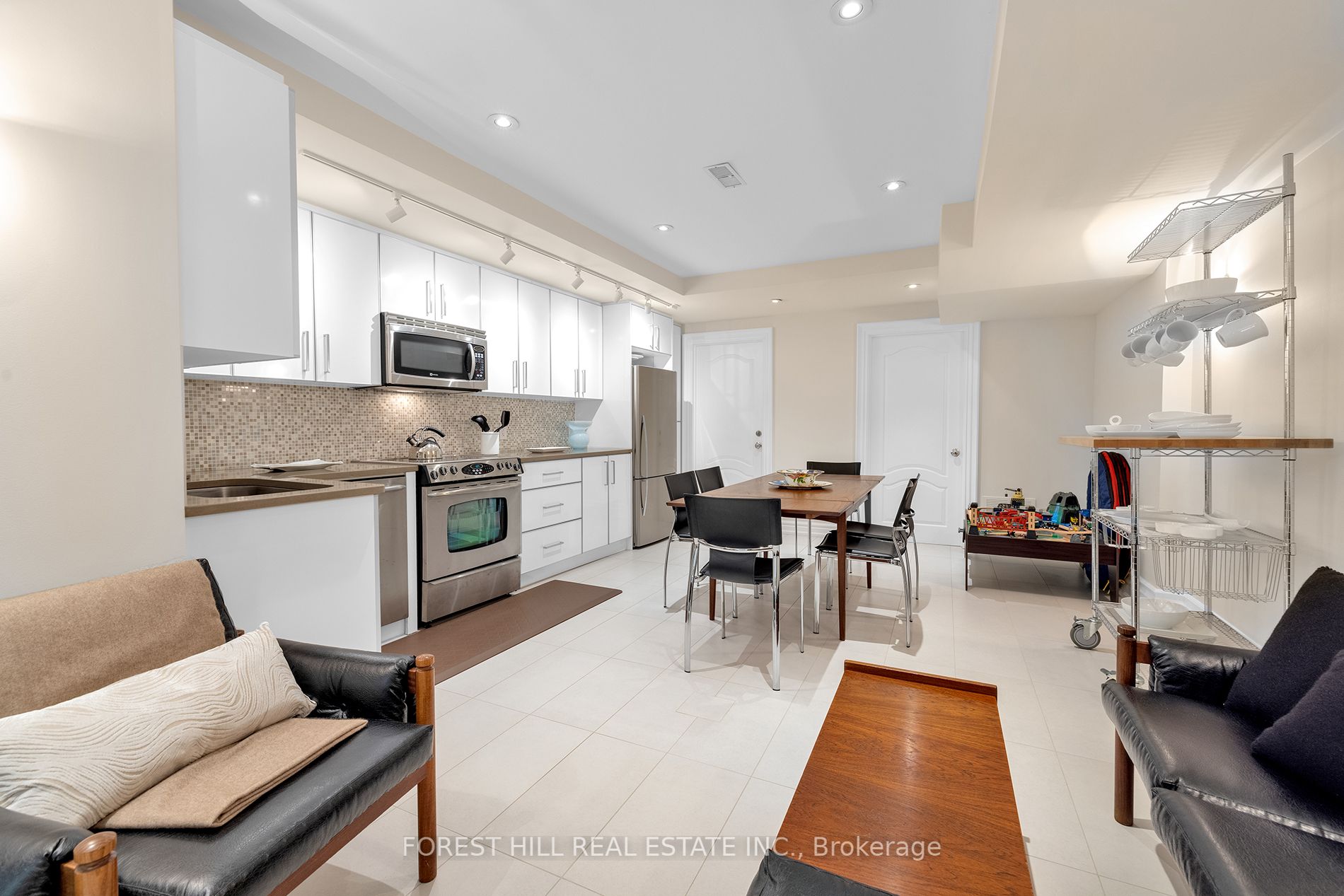 79 Hazelton Avenue