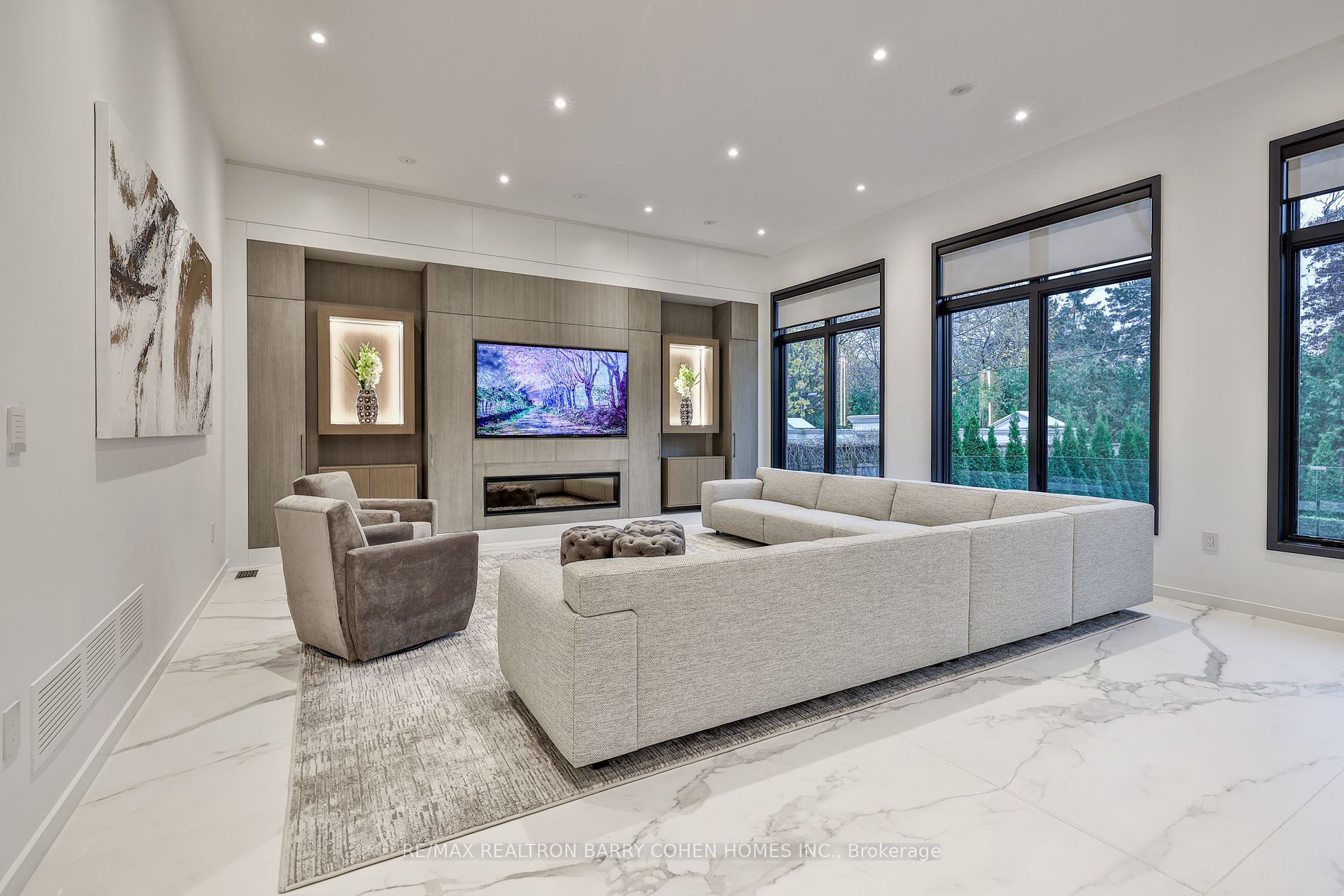 474 Russell Hill Road