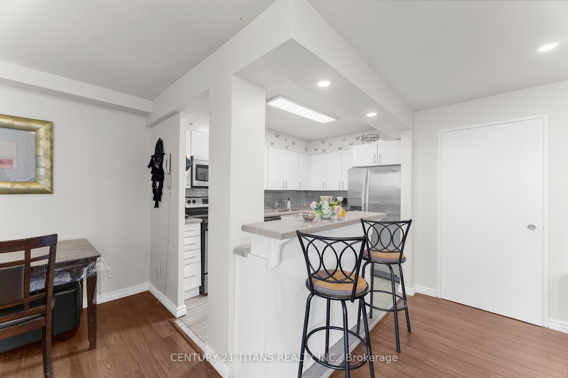 20 Edgecliff Golfway, #1415