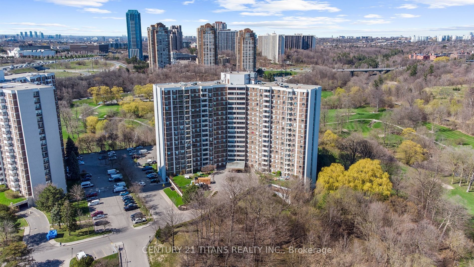 20 Edgecliff Golfway, #1415