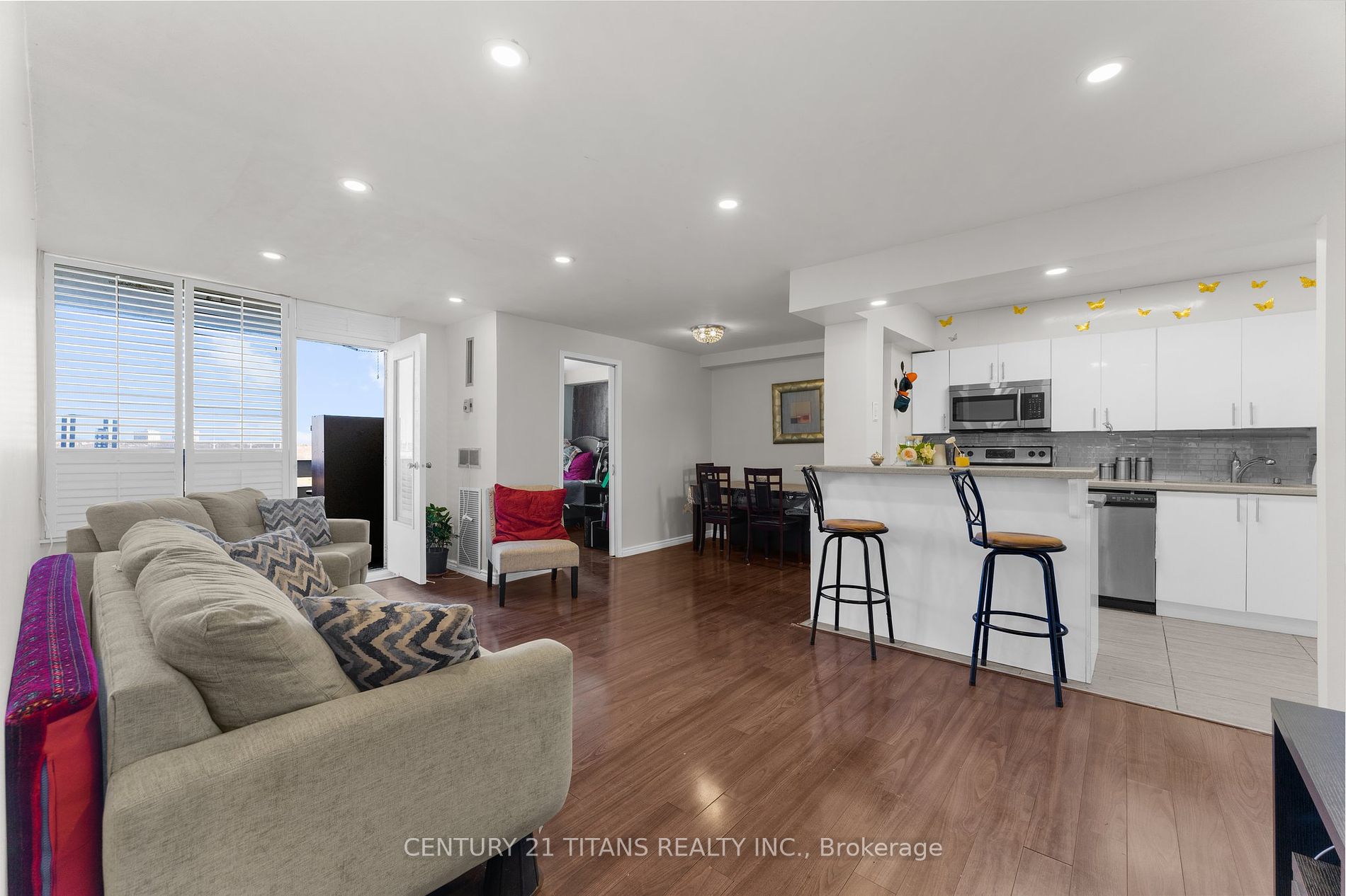 20 Edgecliff Golfway, #1415
