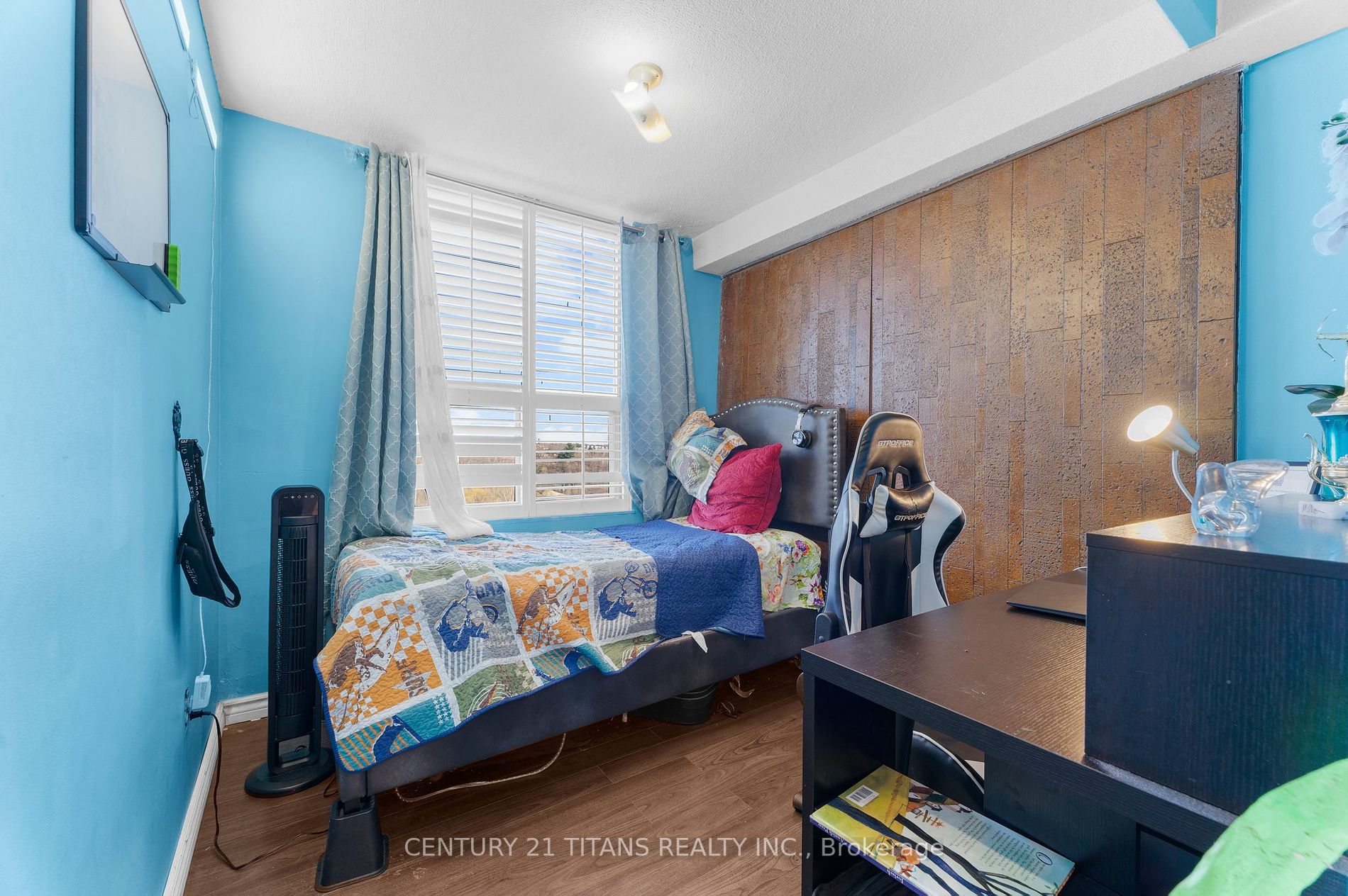 20 Edgecliff Golfway, #1415