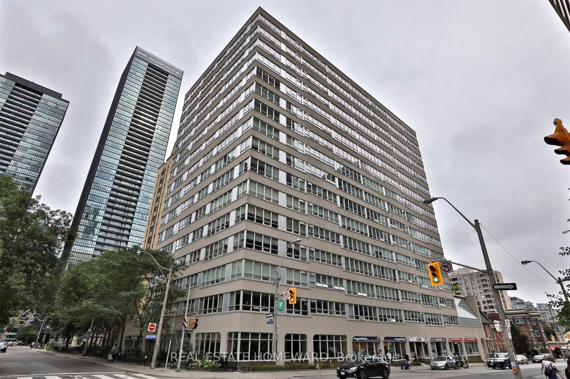 71 Charles St E, #302