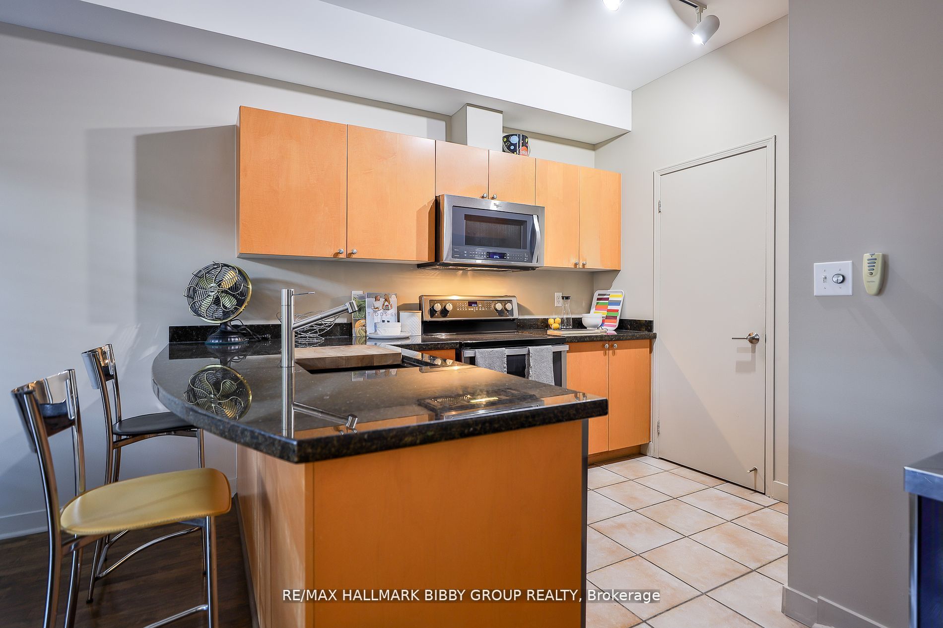 500 Richmond St W, #315