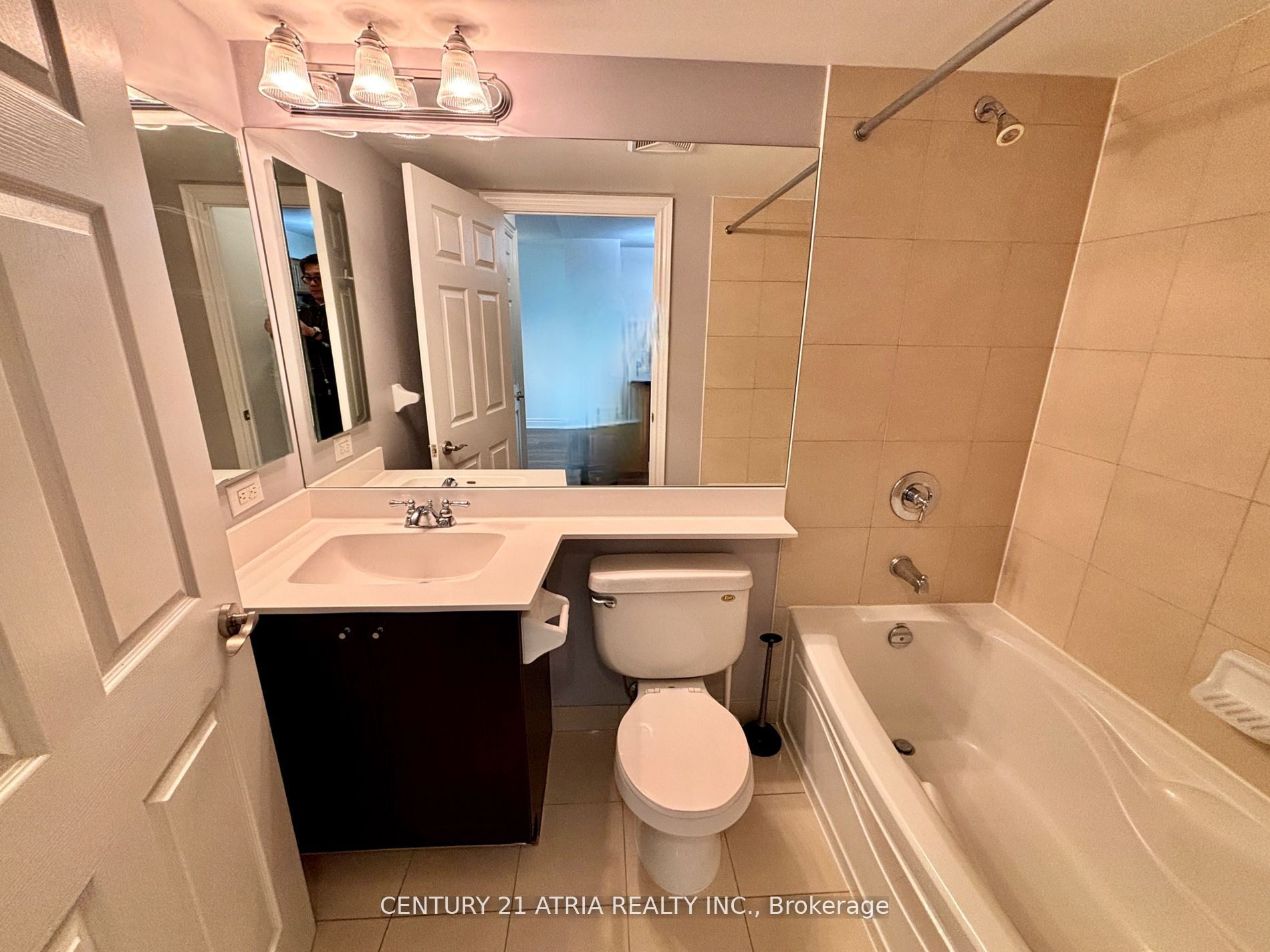 25 Greenview Ave, #924