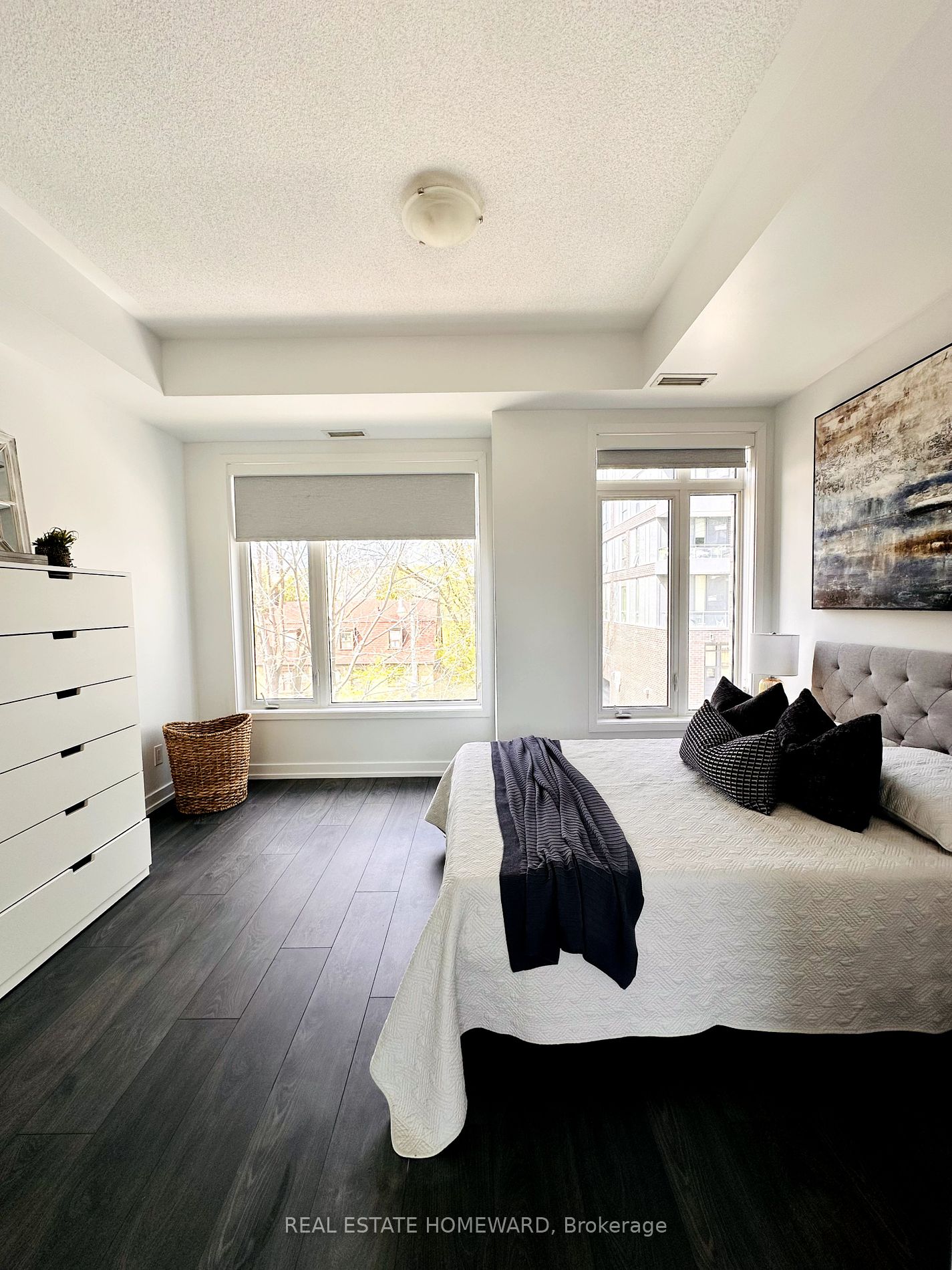 17 St. Bartholomew Street, #17