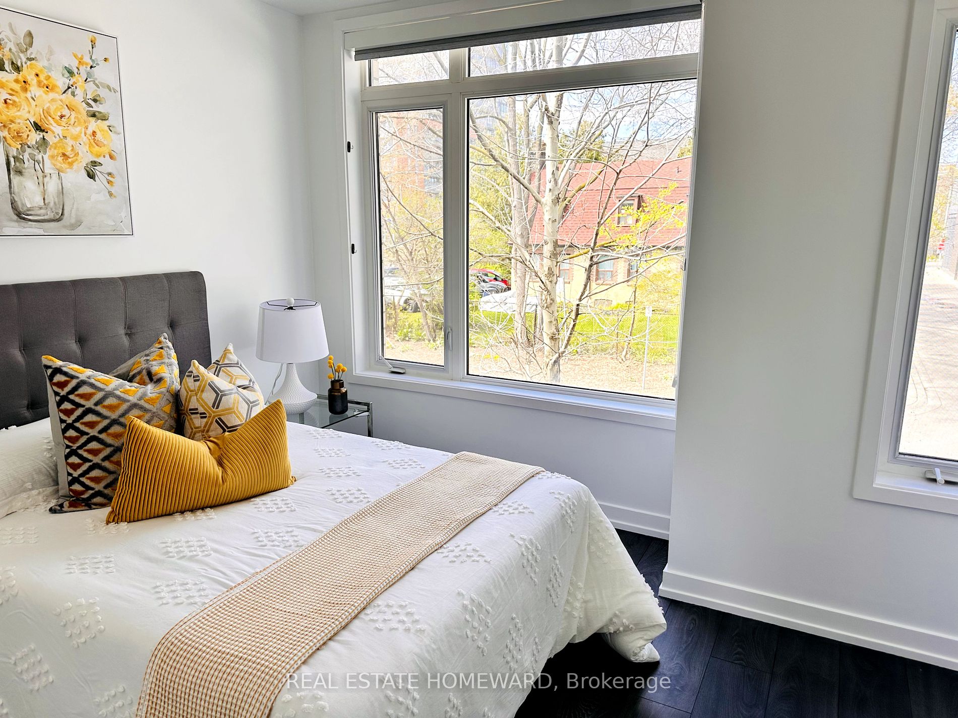 17 St. Bartholomew Street, #17