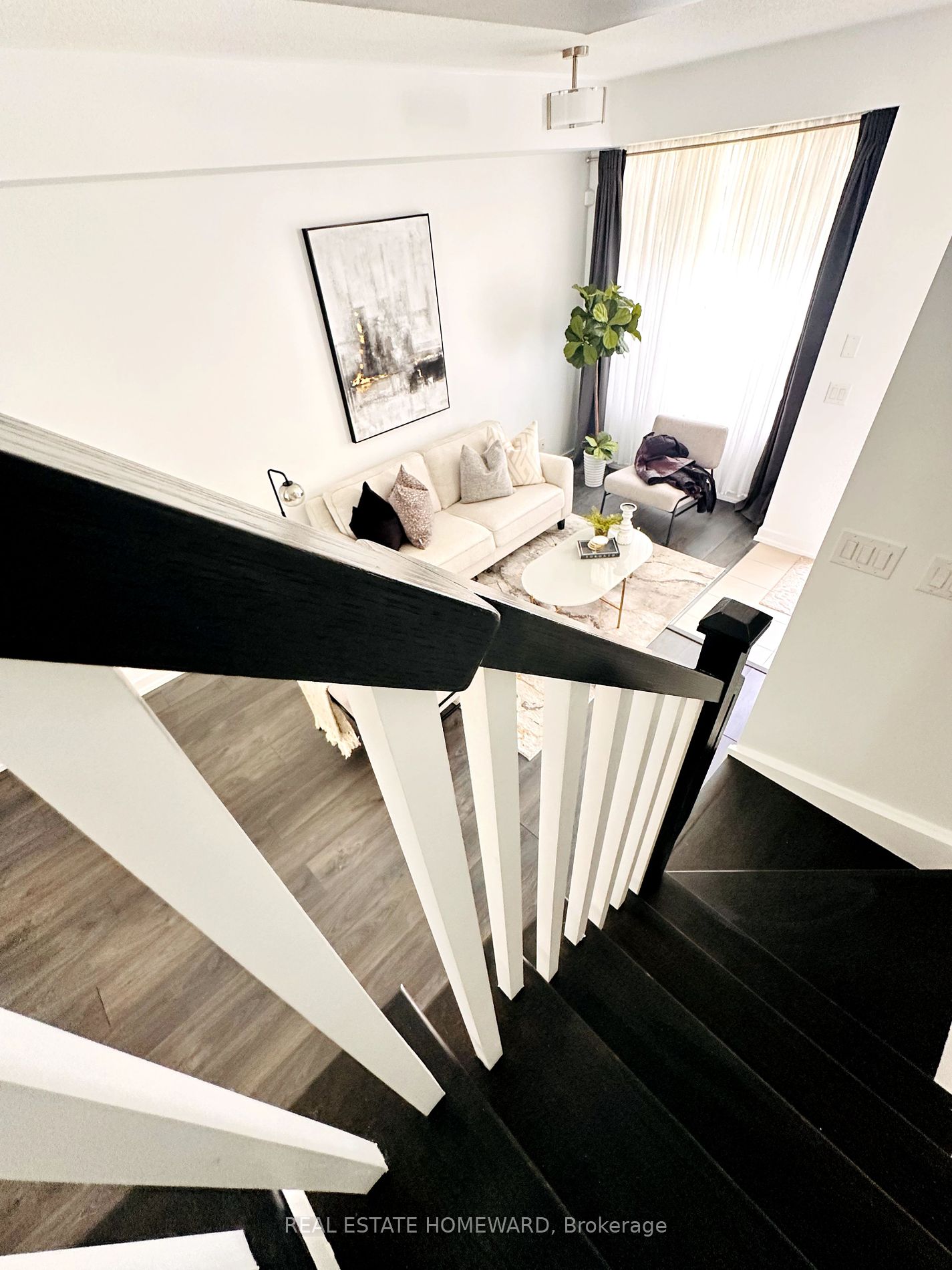 17 St. Bartholomew Street, #17