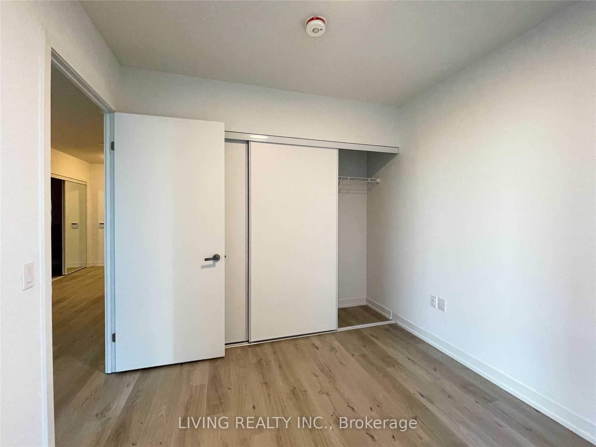 138 Downes Street #910