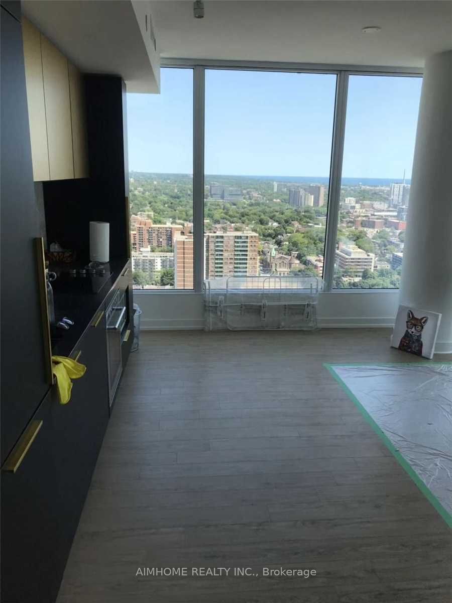 85 Wood Street #3916