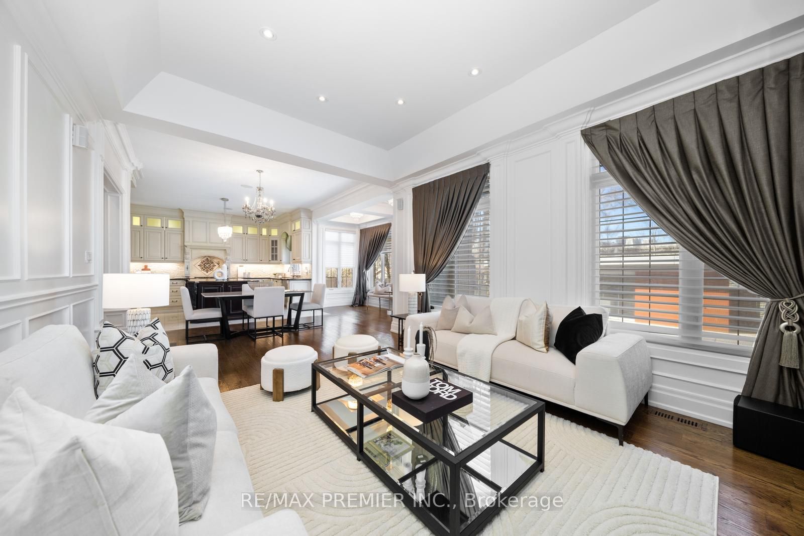 142 Upper Canada Drive