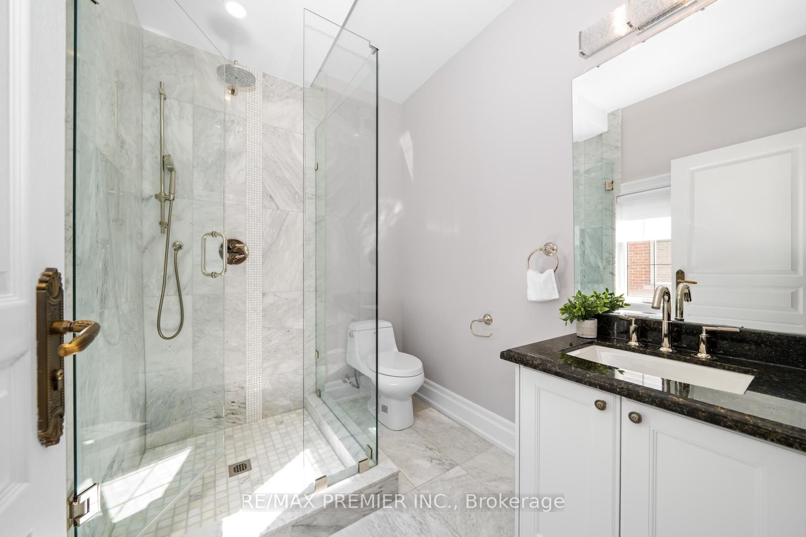 142 Upper Canada Drive