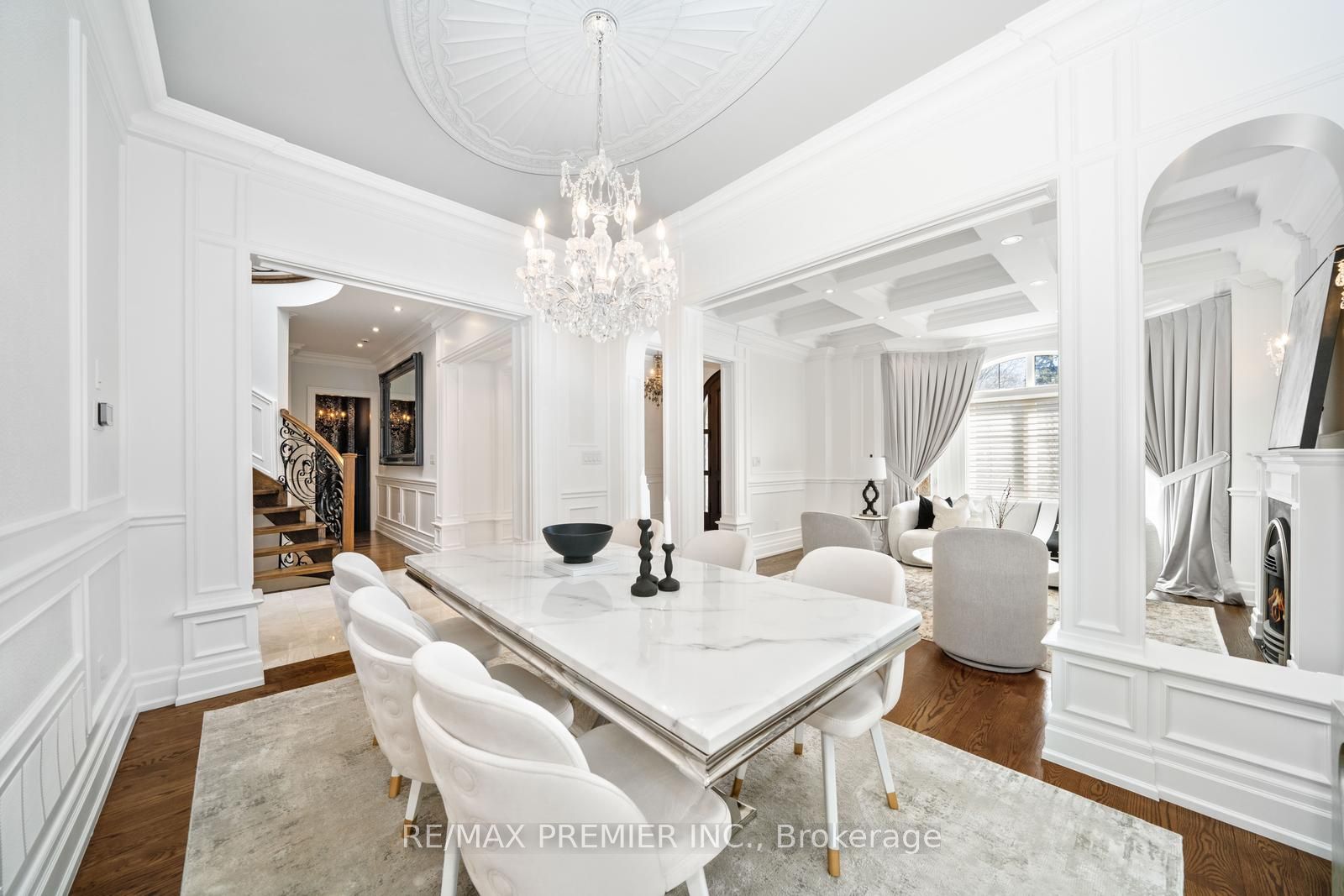 142 Upper Canada Drive