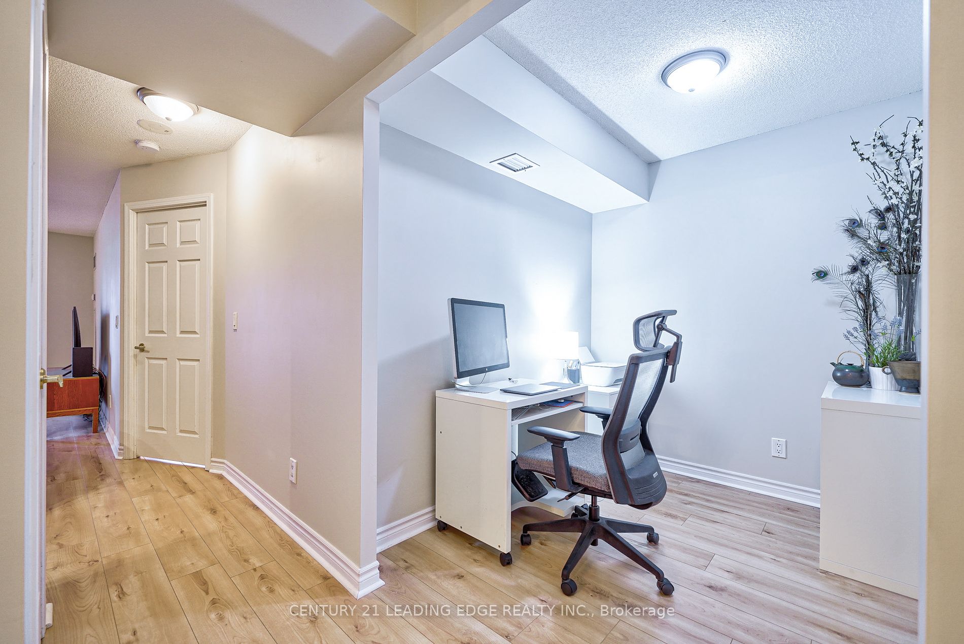 18 Kenaston Gardens, #309