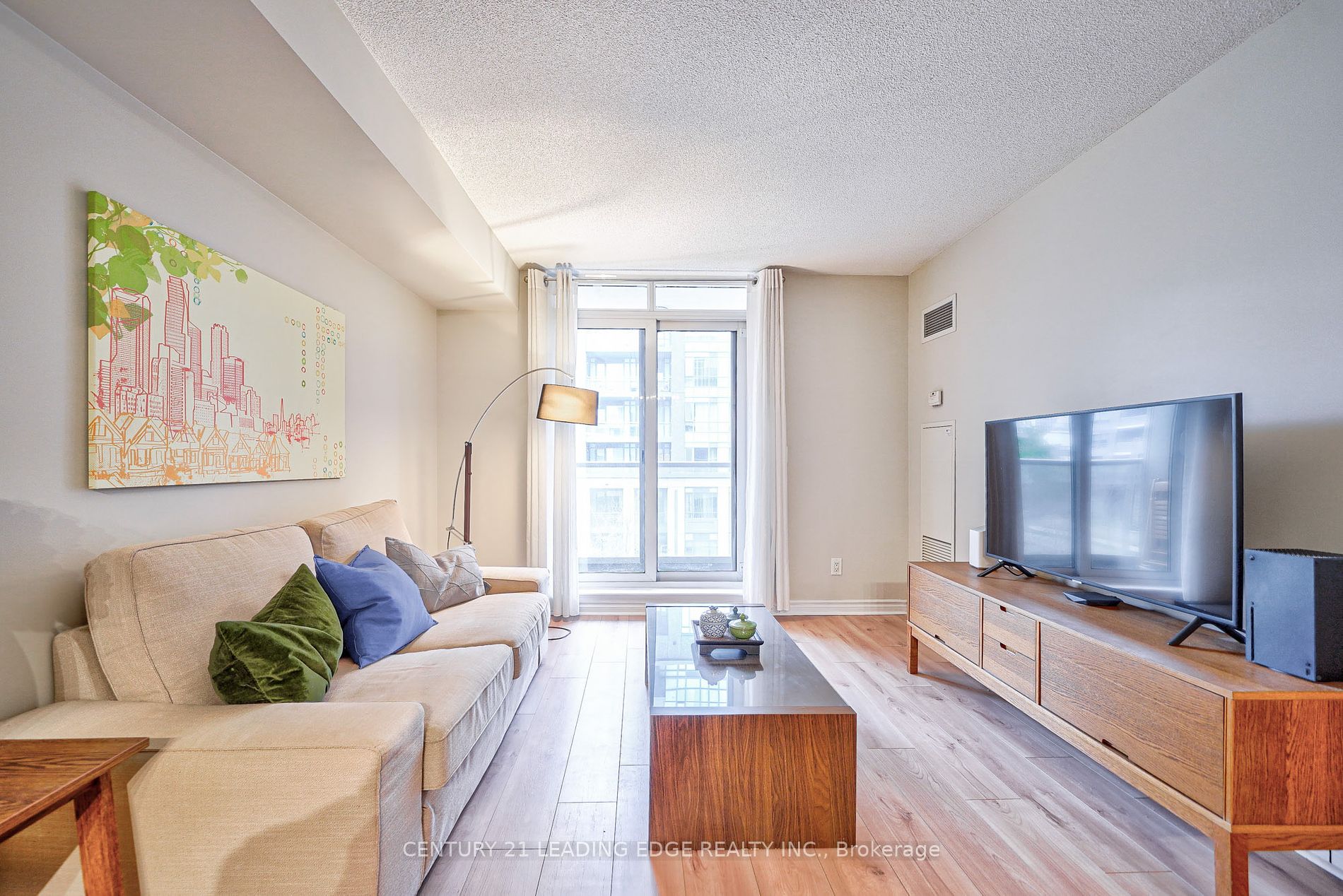 18 Kenaston Gardens, #309