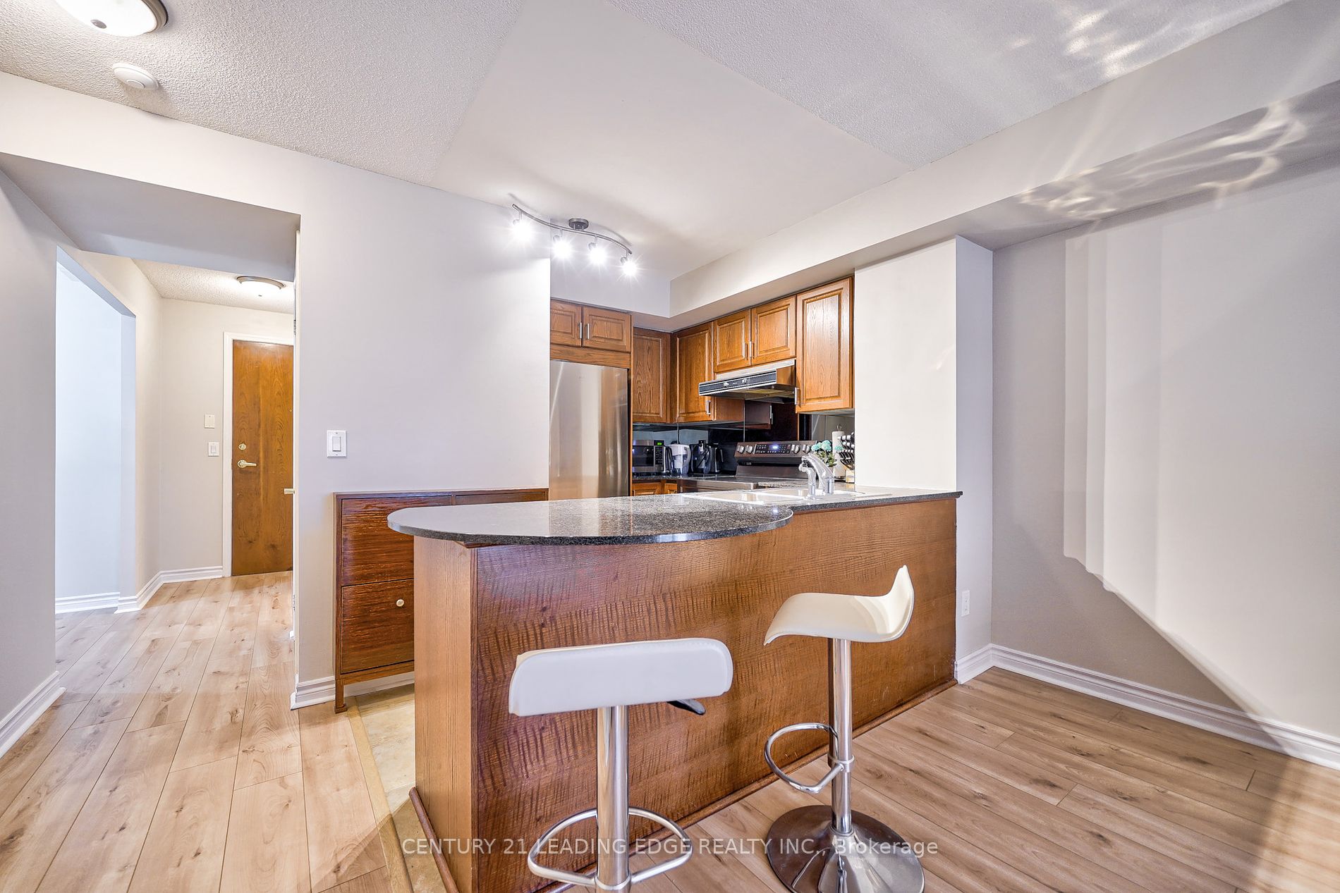 18 Kenaston Gardens, #309