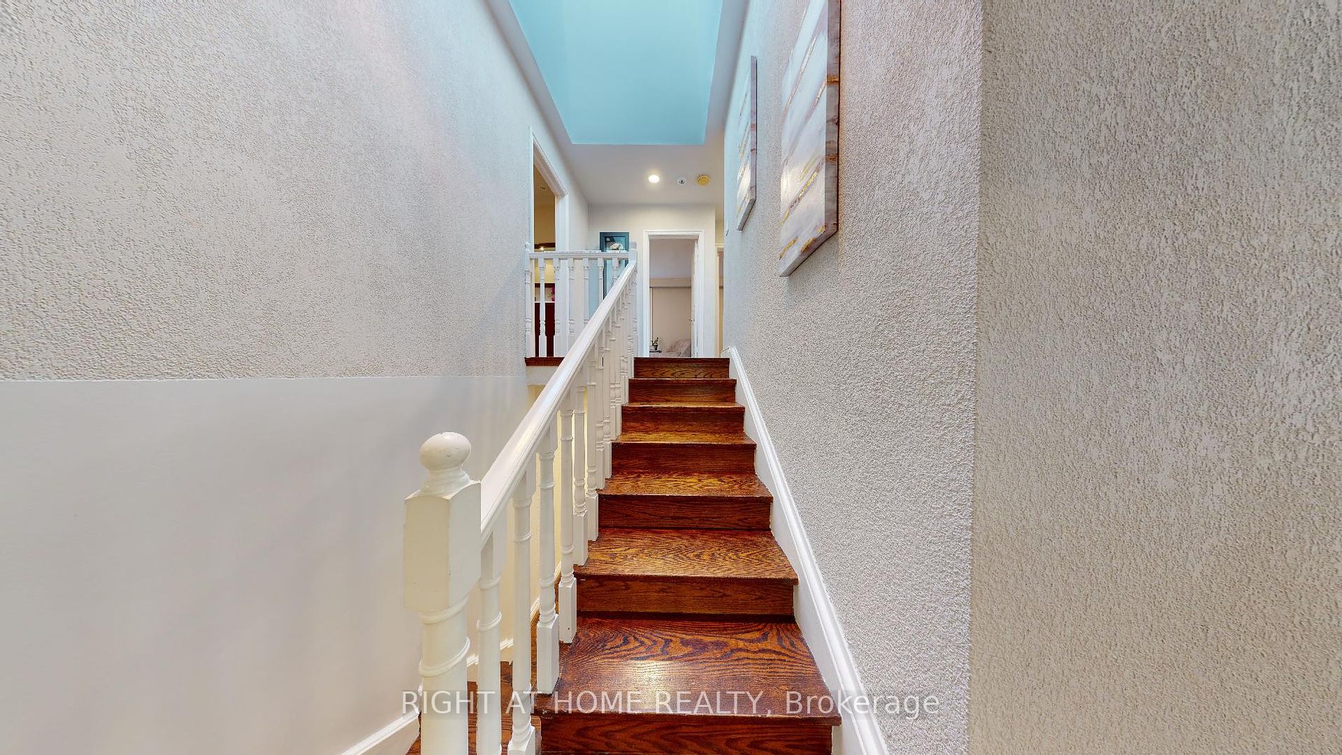 23 Christine Crescent