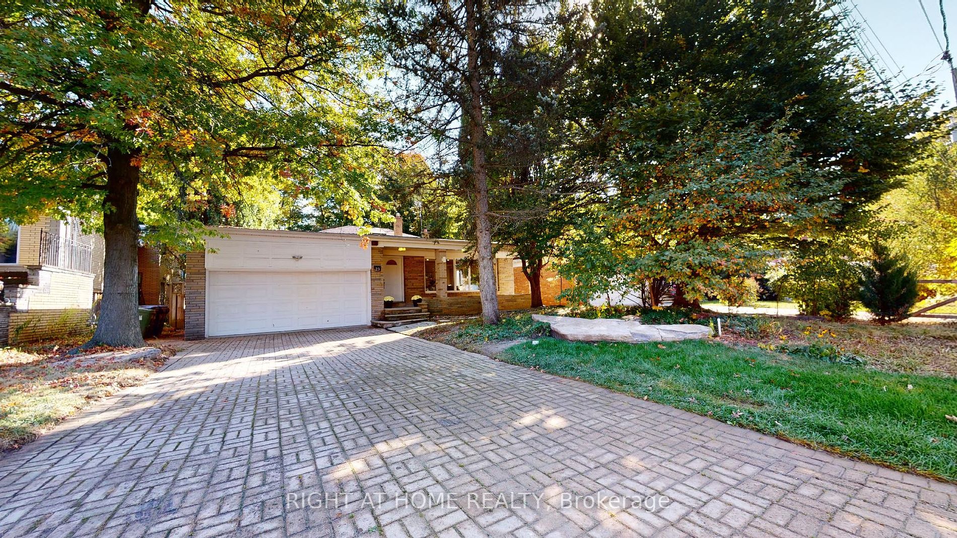 23 Christine Crescent