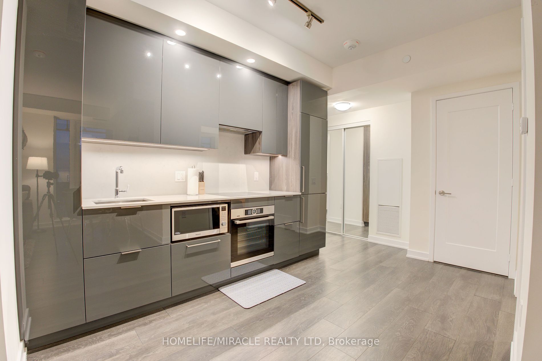 28 Freeland Street, #5307