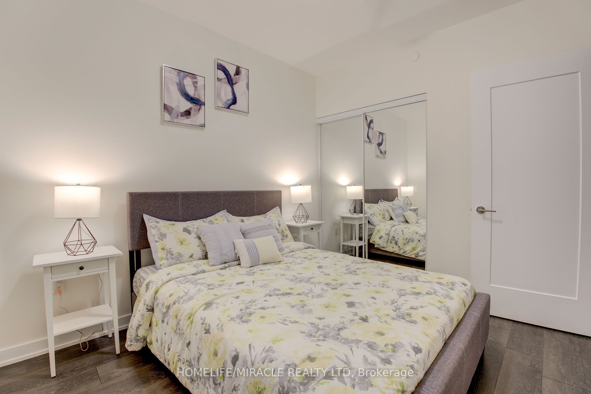 28 Freeland Street, #5307