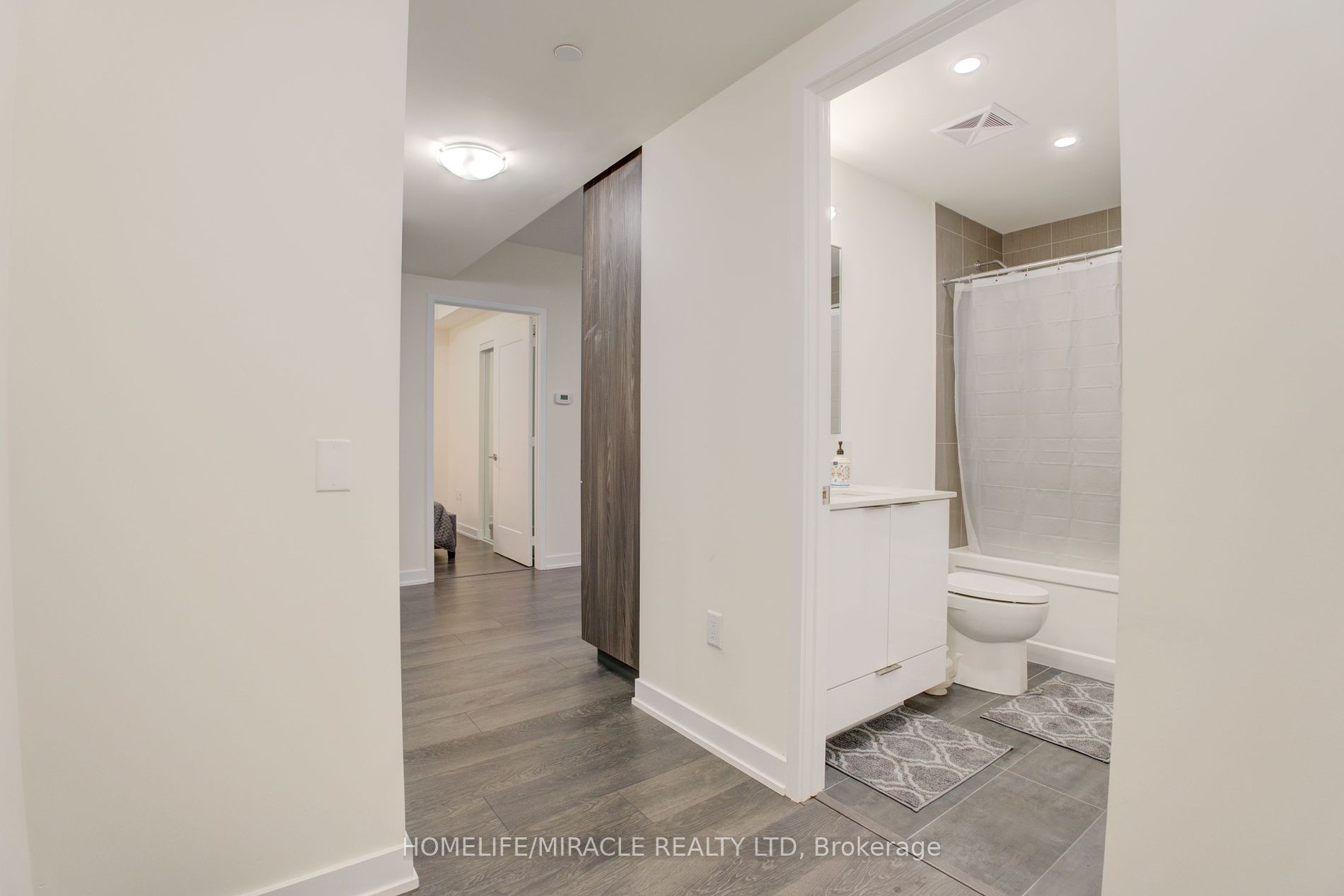 28 Freeland Street, #5307