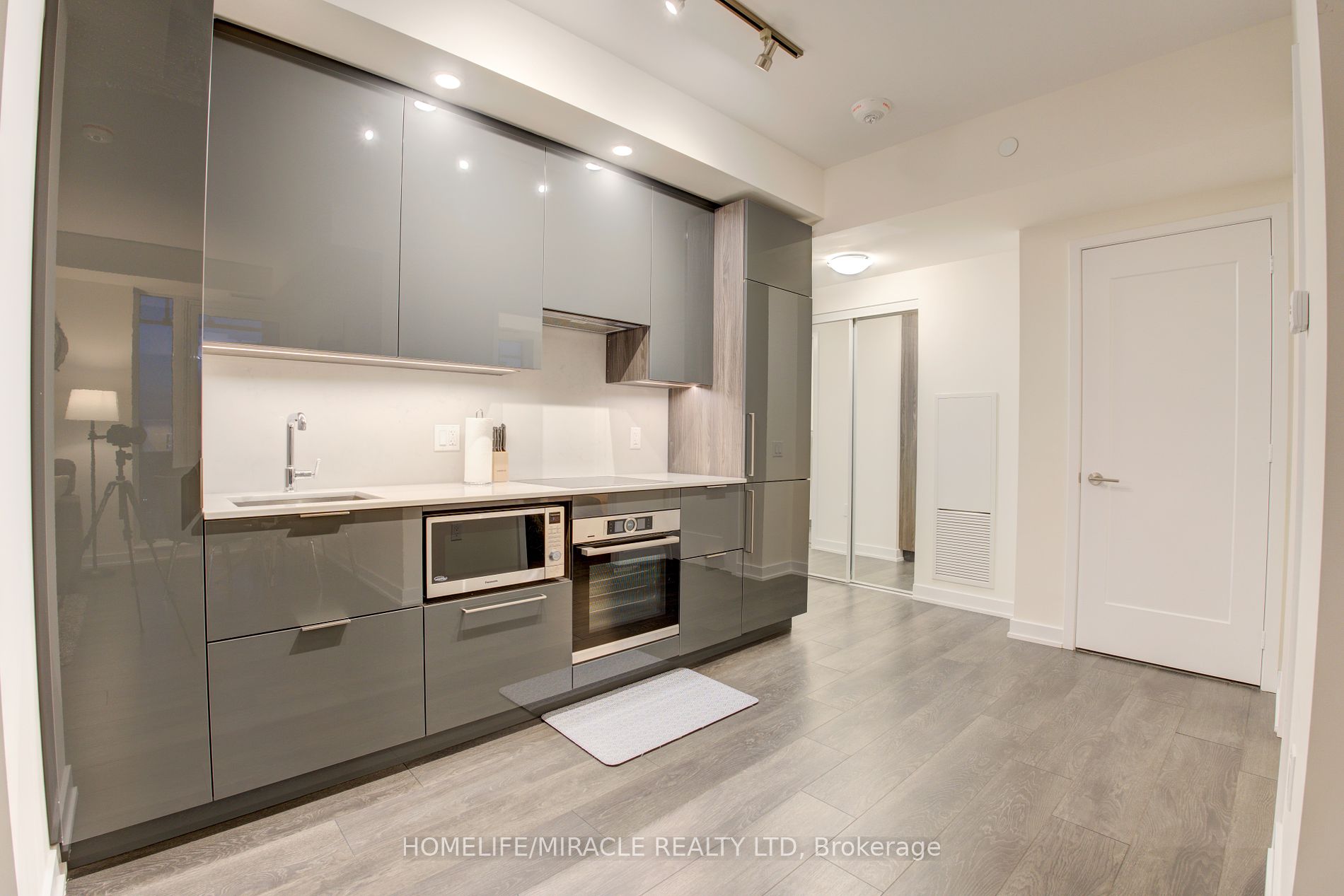 28 Freeland Street, #5307