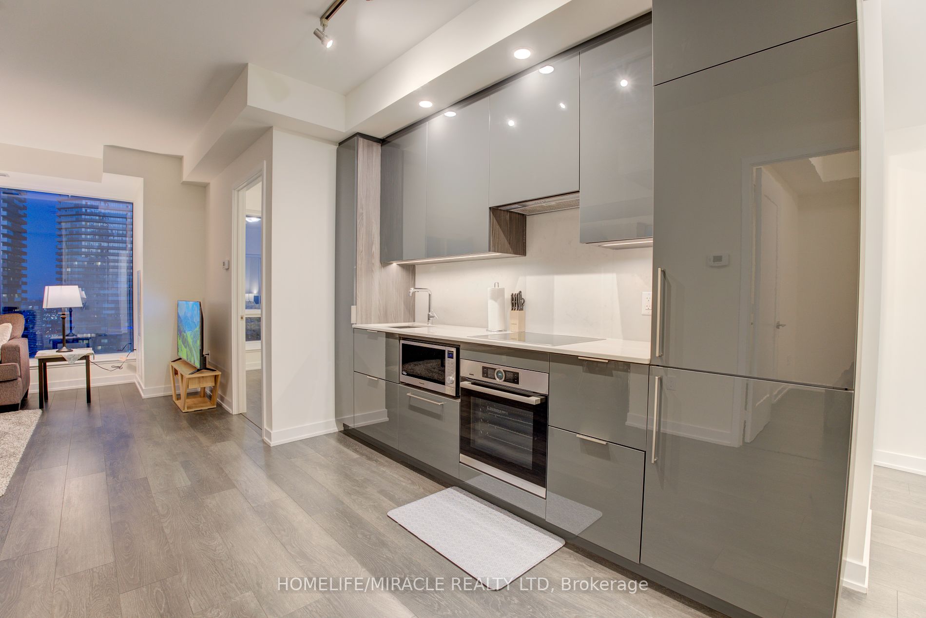 28 Freeland Street, #5307