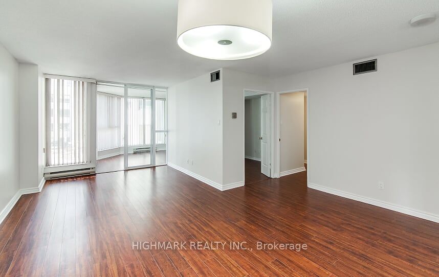 55 Centre Ave, #703